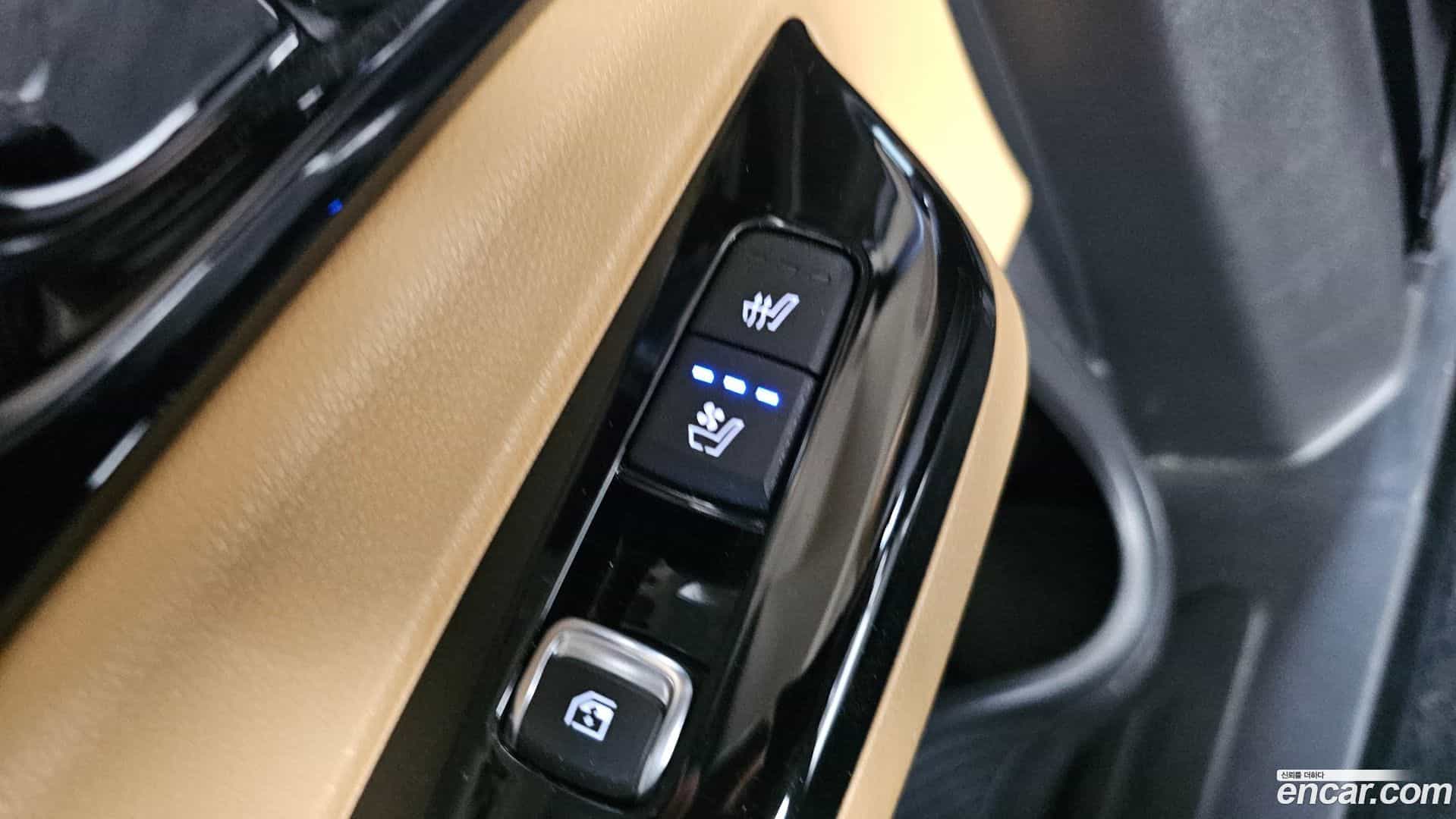 Canival Kia 2022.4-OPTION-023