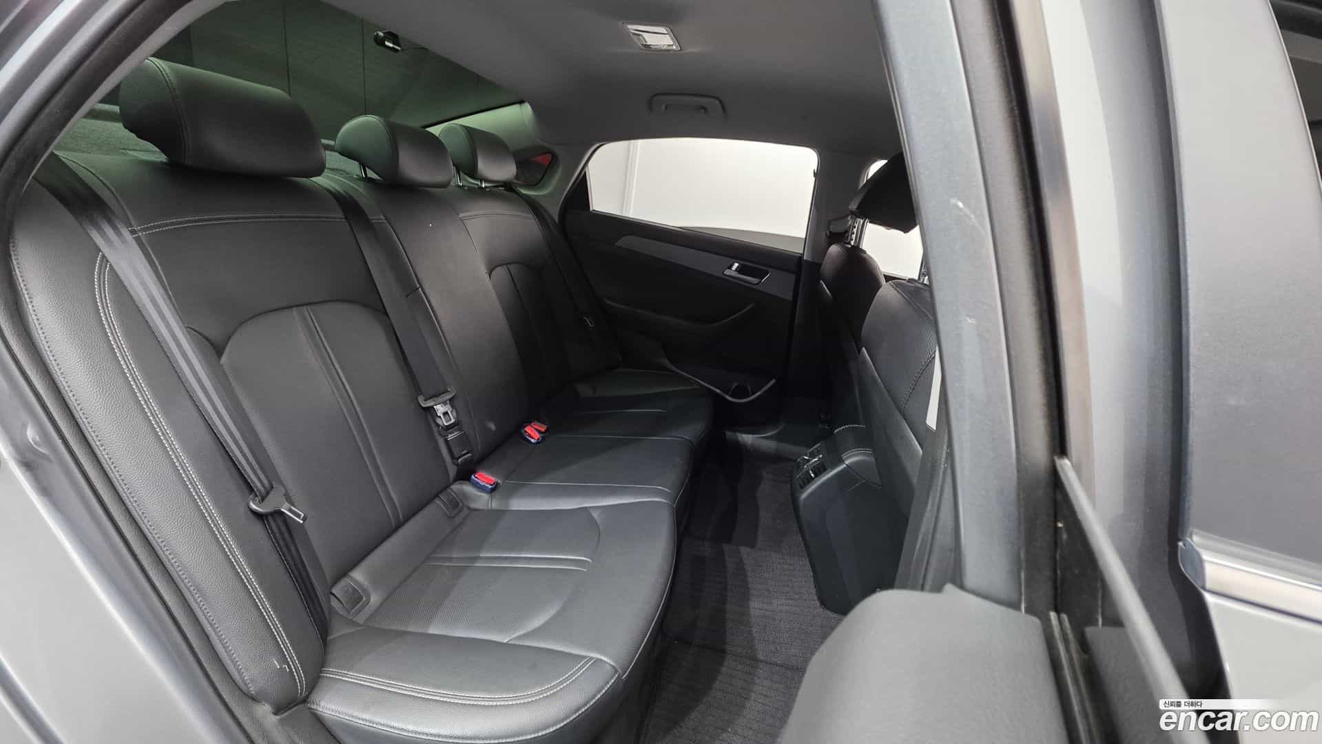 Sonata Hyundai 2017.8-OPTION-023