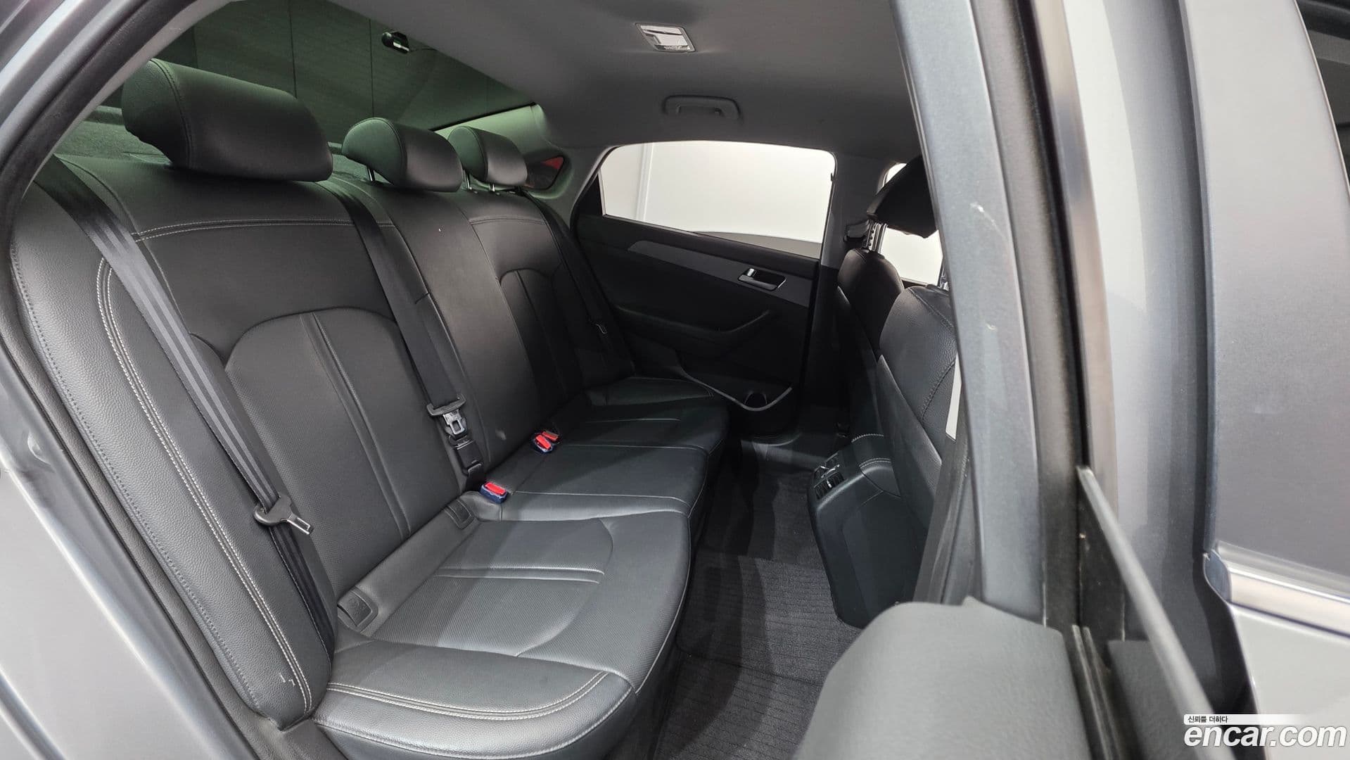 Main__Slider__Photo:Sonata Hyundai 2017.8-18