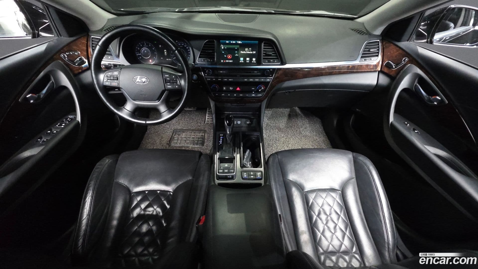 Main__Slider__Photo:Aslan Hyundai 2017.1-6