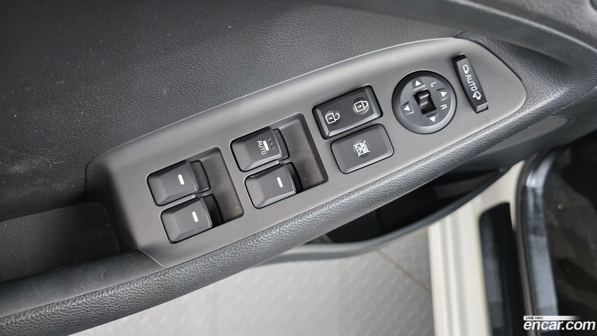 Main__Slider__Photo:K3 Kia 2012.9-11