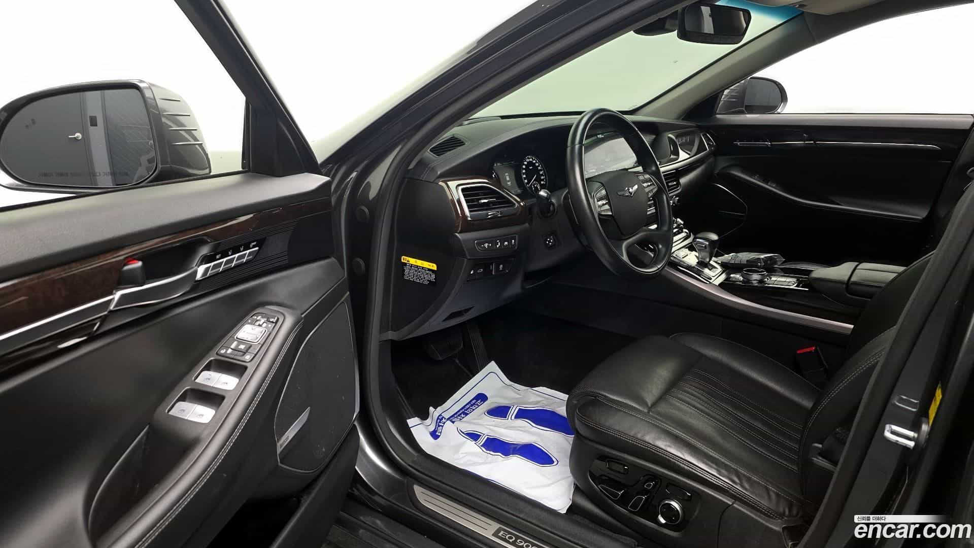 EQ900 Genesis 2017.4-INNER-010