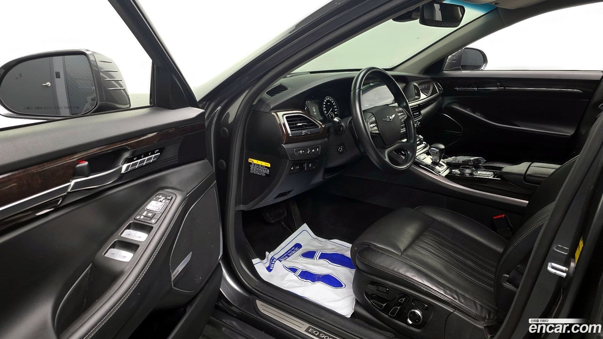 Main__Slider__Photo:EQ900 Genesis 2017.4-9