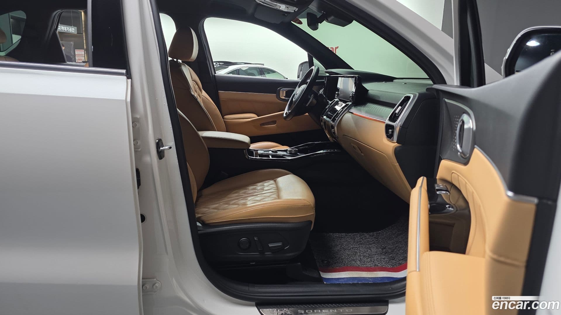 Main__Slider__Photo:Sorento Kia 2020.11-10