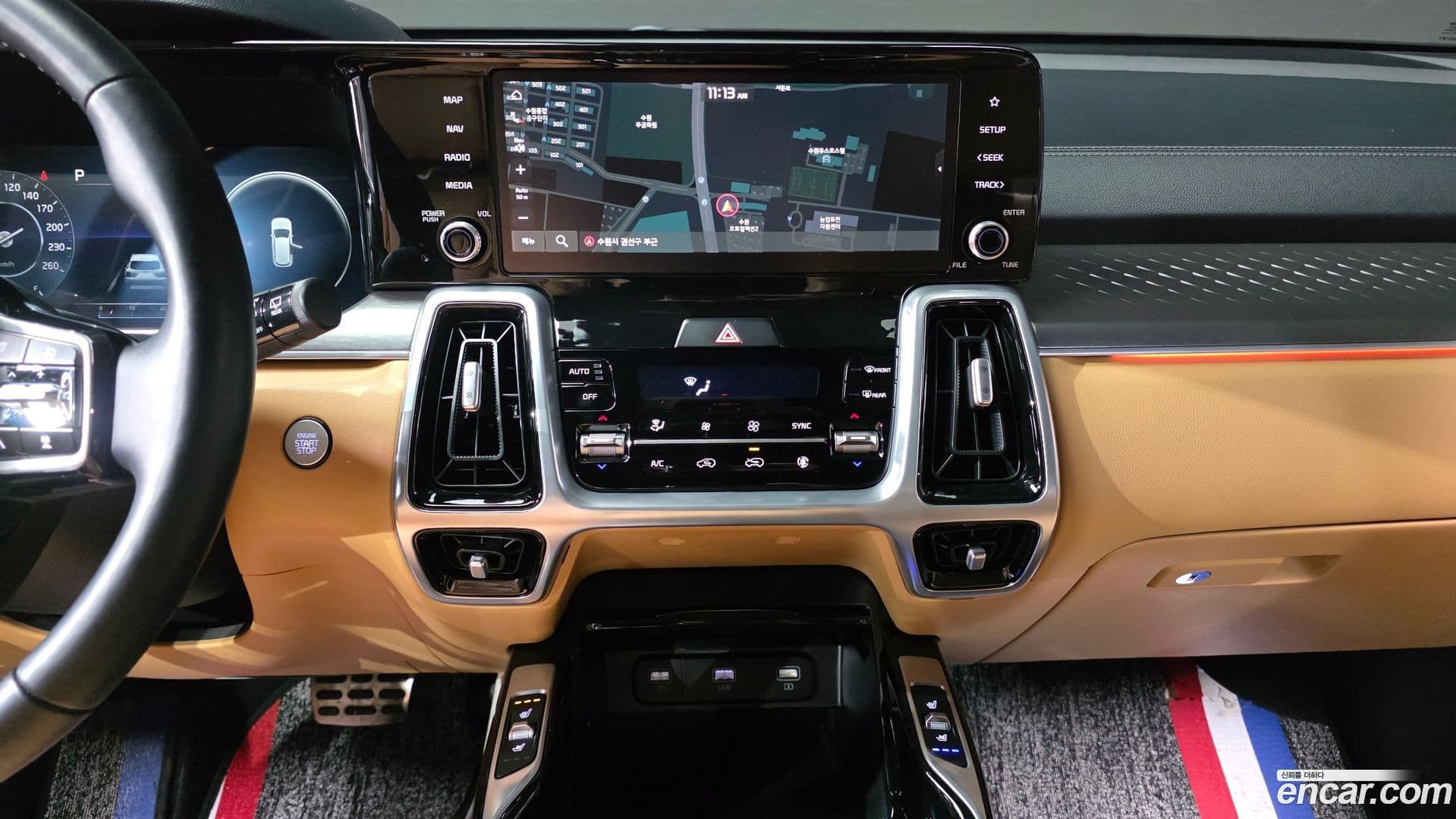 Main__Slider__Photo:Sorento Kia 2020.11-13