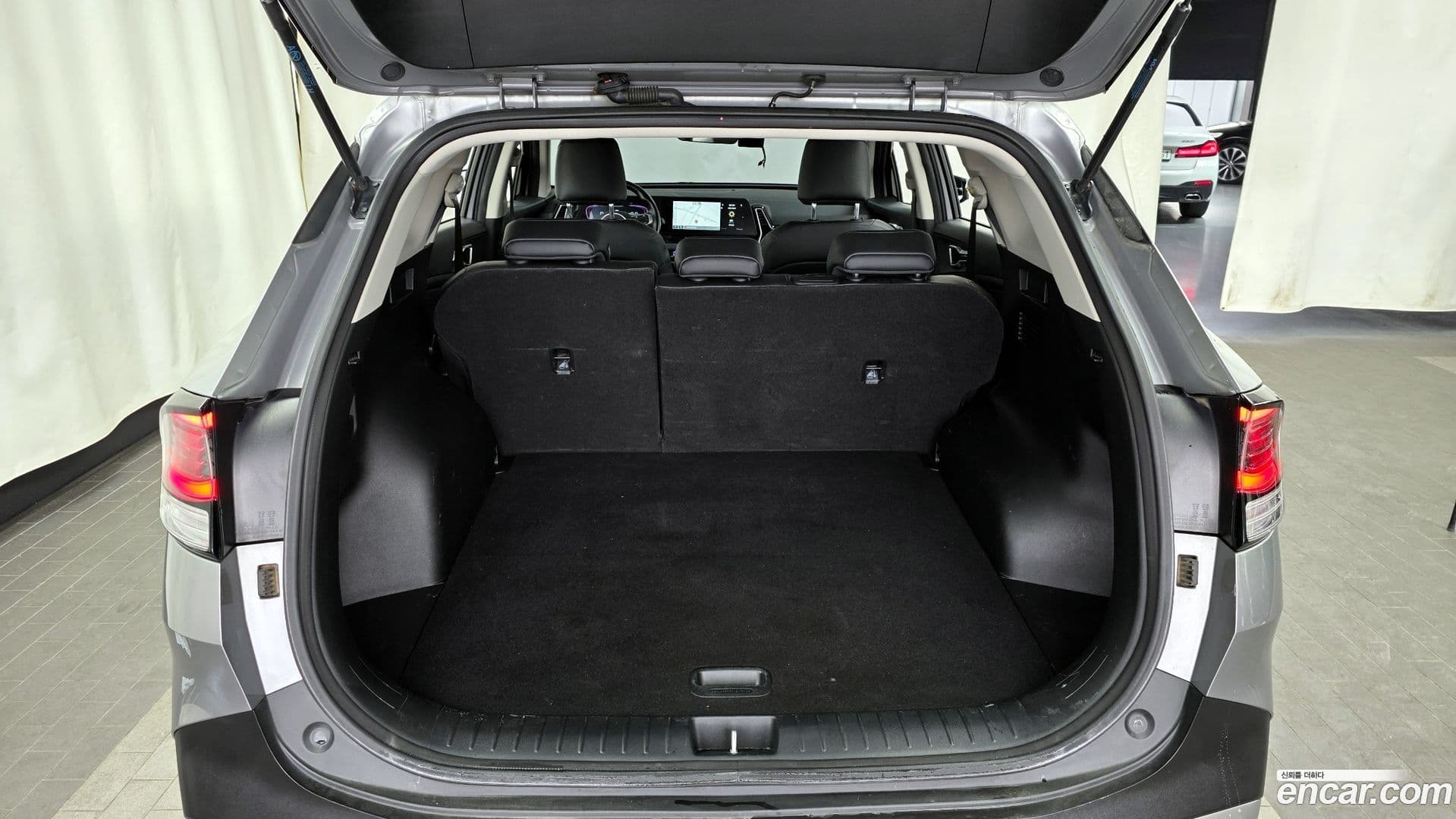 Main__Slider__Photo:Sportage Kia 2022.0-19