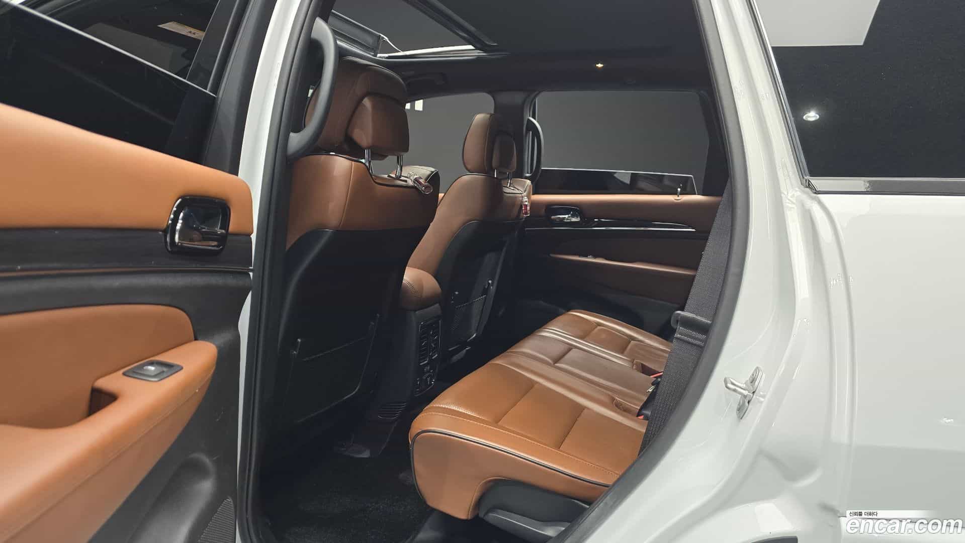 Cherokee Jeep 2021.3-OPTION-016