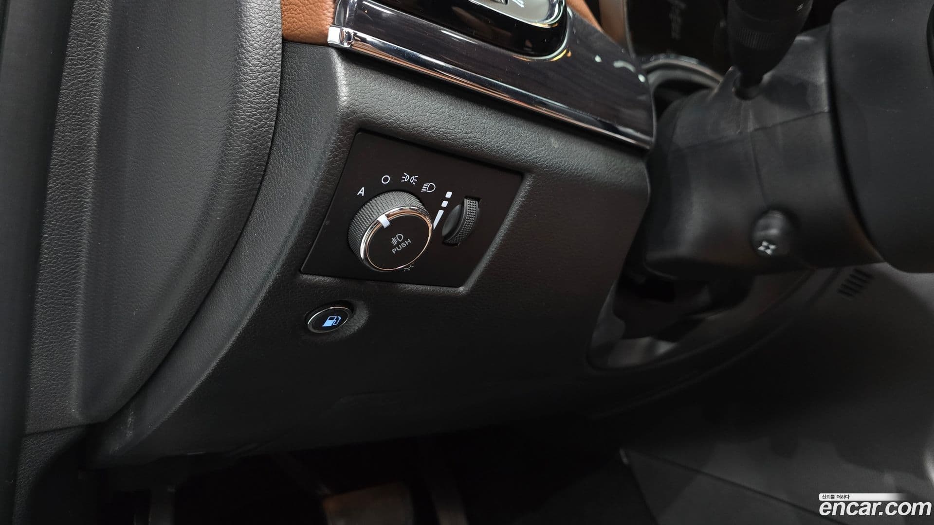 Main__Slider__Photo:Cherokee Jeep 2021.3-13