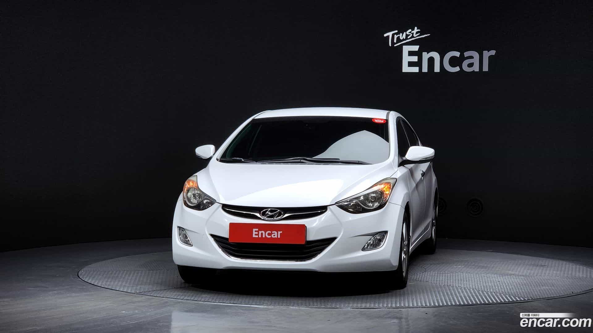 AVANTE Hyundai 2012.2-OUTER-003