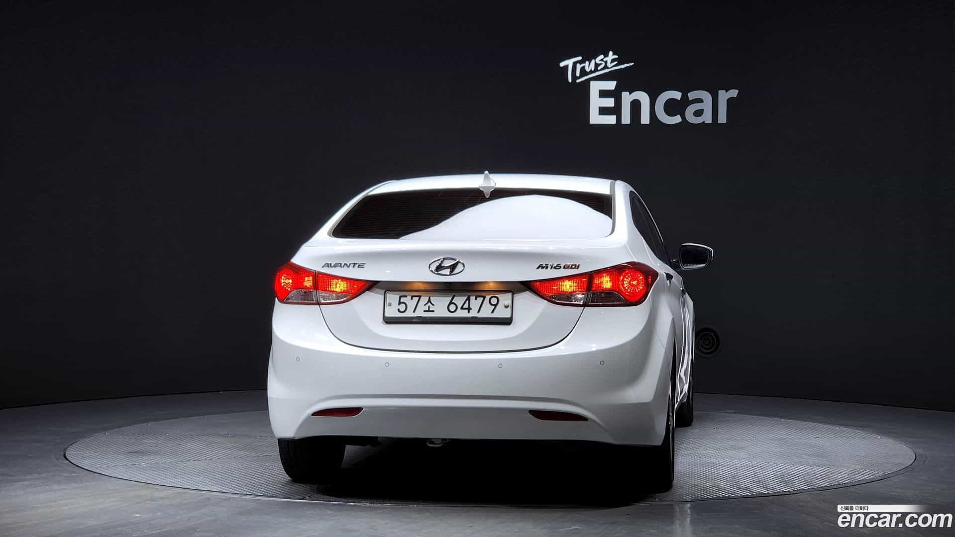 AVANTE Hyundai 2012.2-OUTER-004