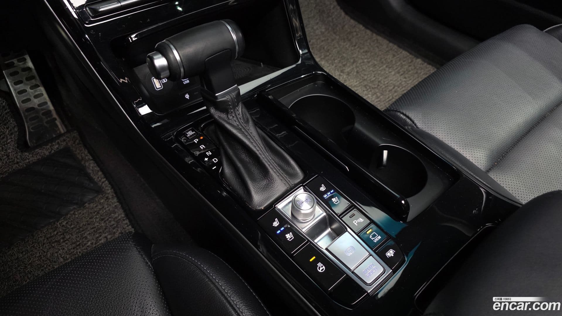 Main__Slider__Photo:K7 Kia 2020.8-8