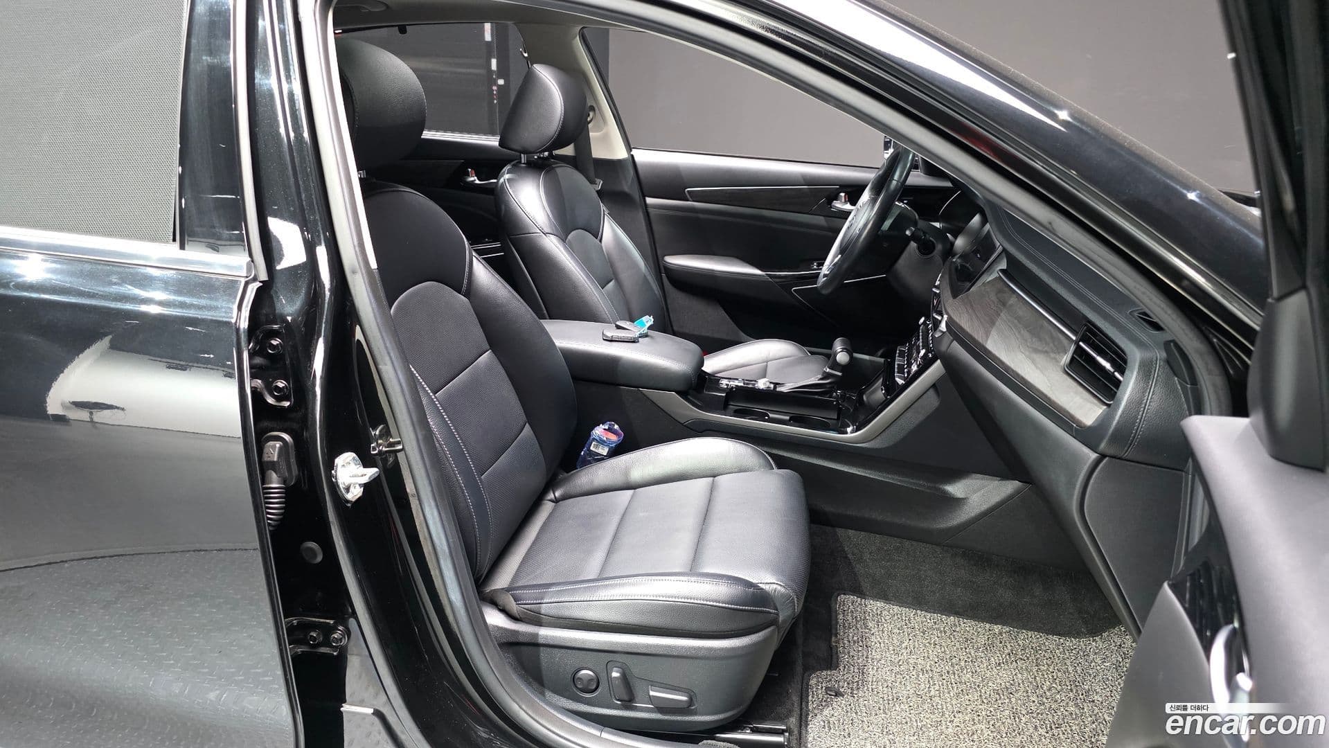 Main__Slider__Photo:K7 Kia 2020.8-9