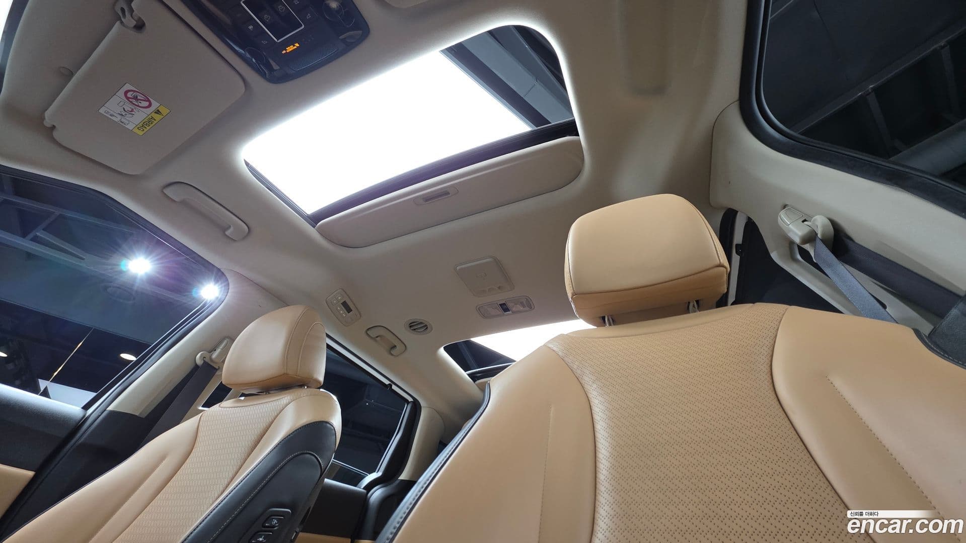 Main__Slider__Photo:Canival Kia 2020.8-10