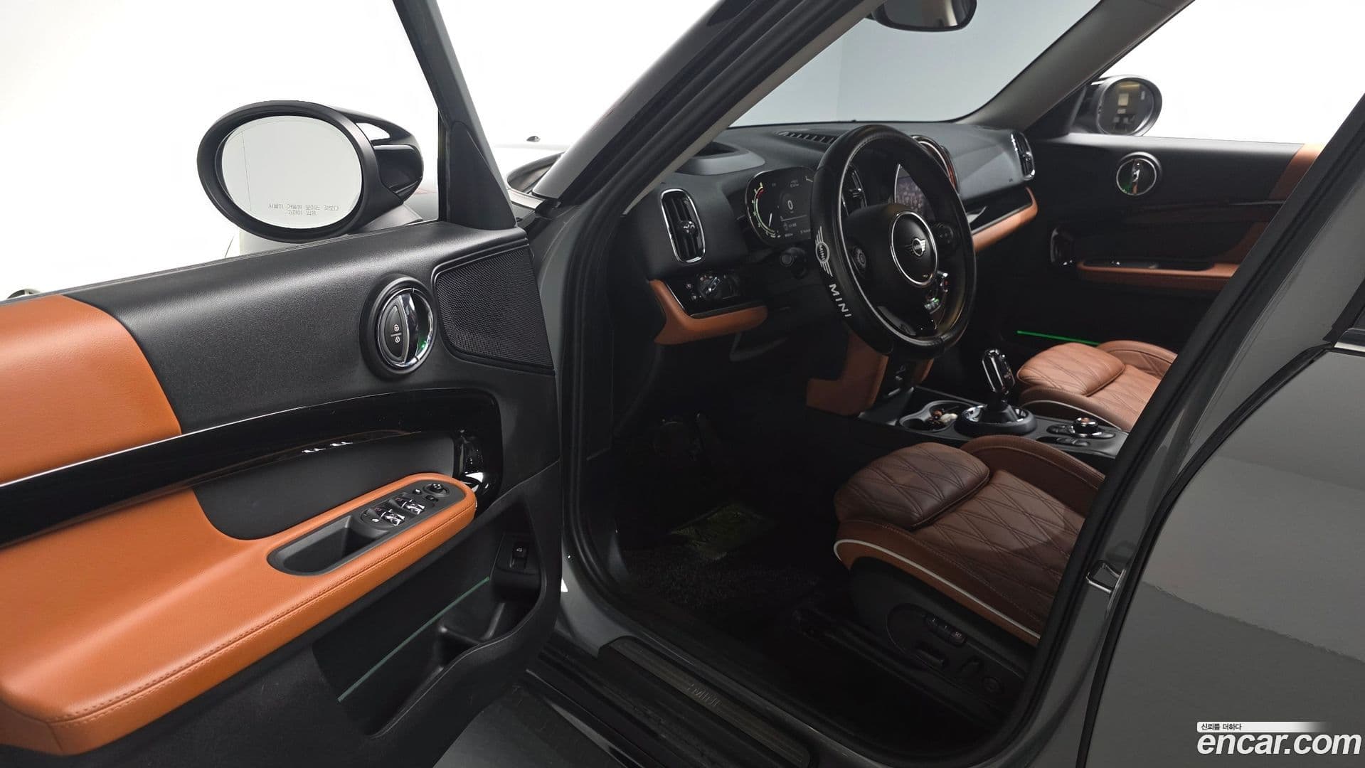 Main__Slider__Photo:Countryman Mini 2021.1-12