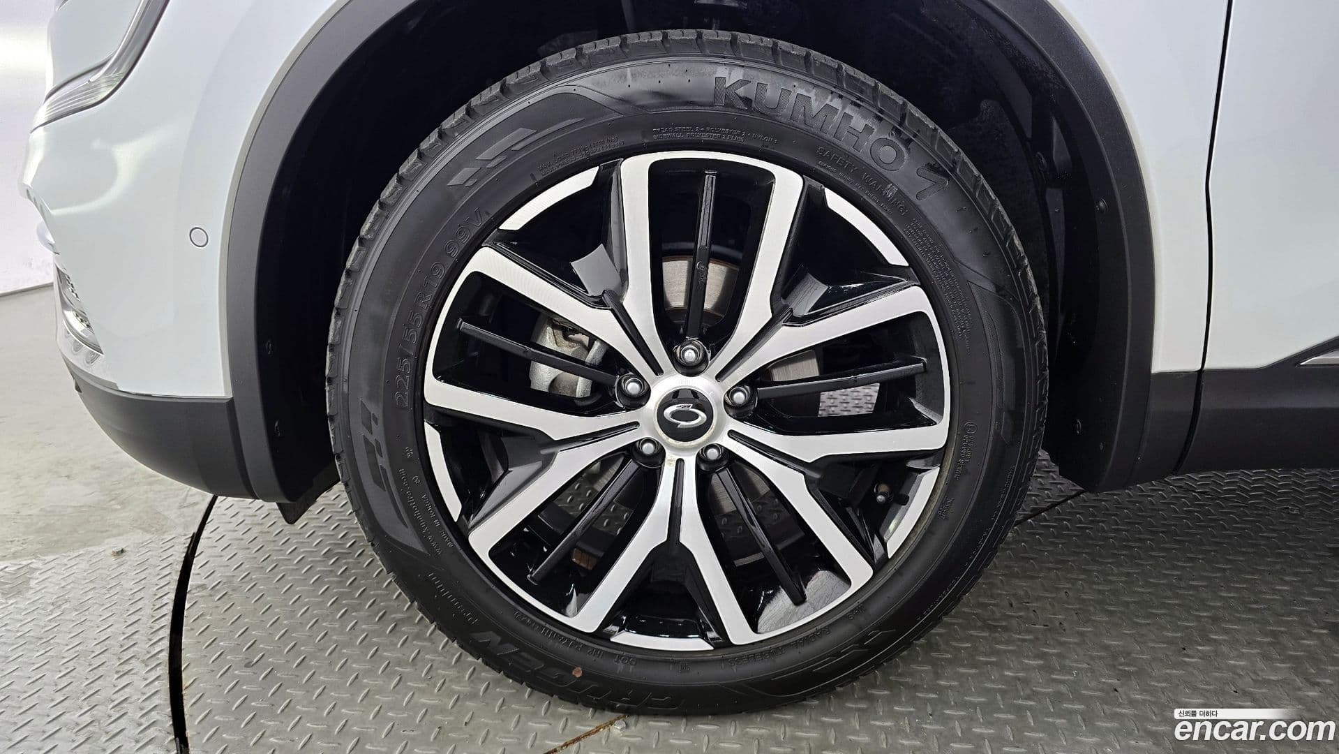 Main__Slider__Photo:QM6 Renault-KoreaSamsung 2022.5-4