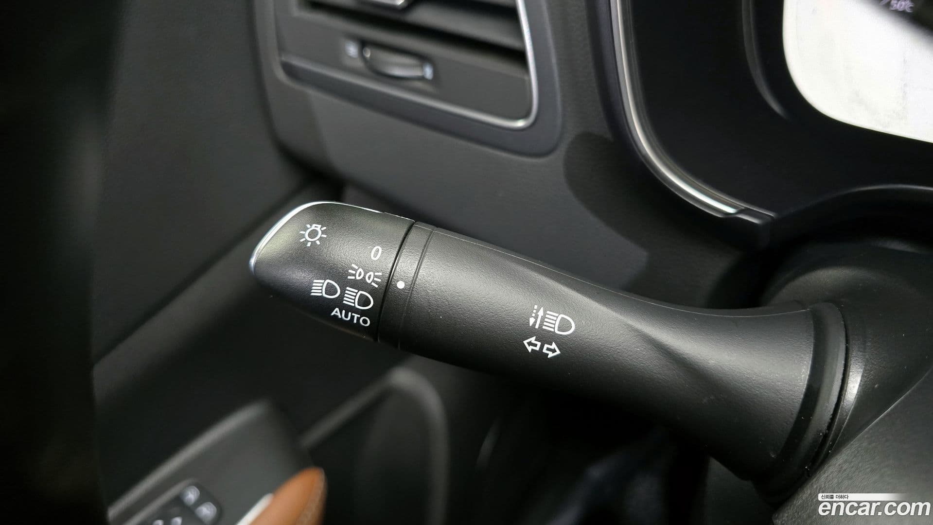 Main__Slider__Photo:QM6 Renault-KoreaSamsung 2022.5-14