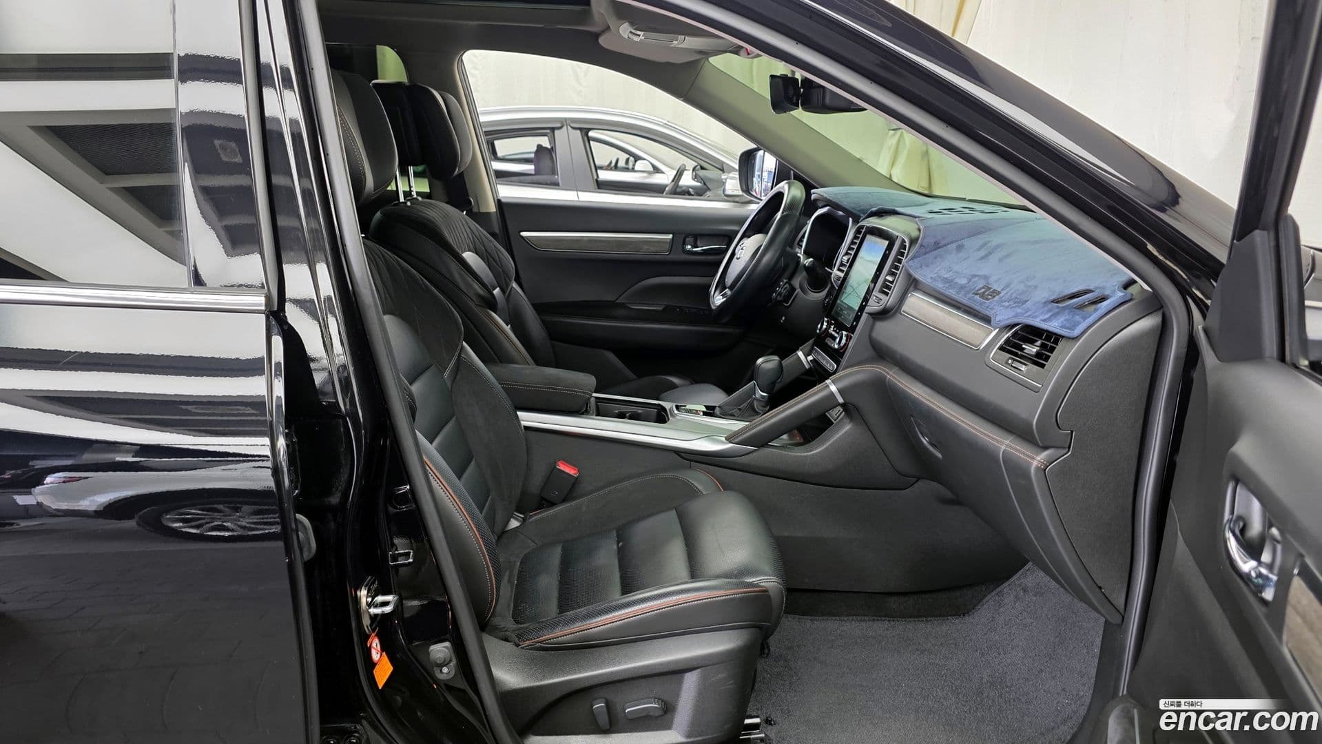 Main__Slider__Photo:QM6 Renault-KoreaSamsung 2022.10-10