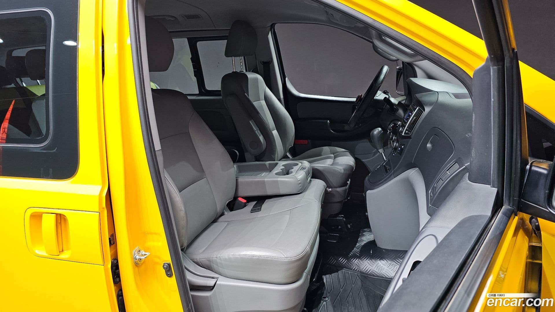 Main__Slider__Photo:Starex Hyundai 2018.11-9