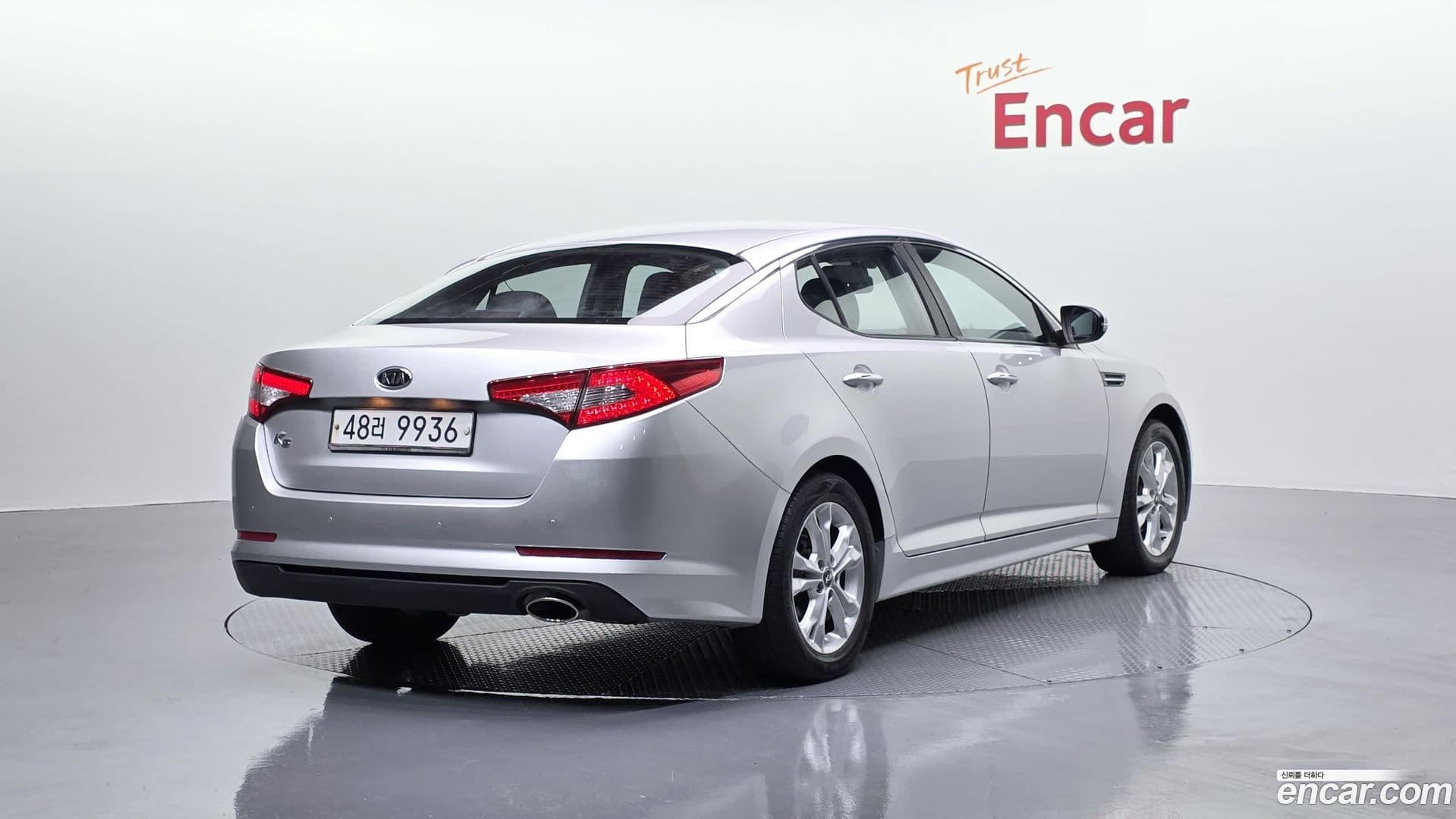 Main__Slider__Photo:K5 Kia 2010.8-1