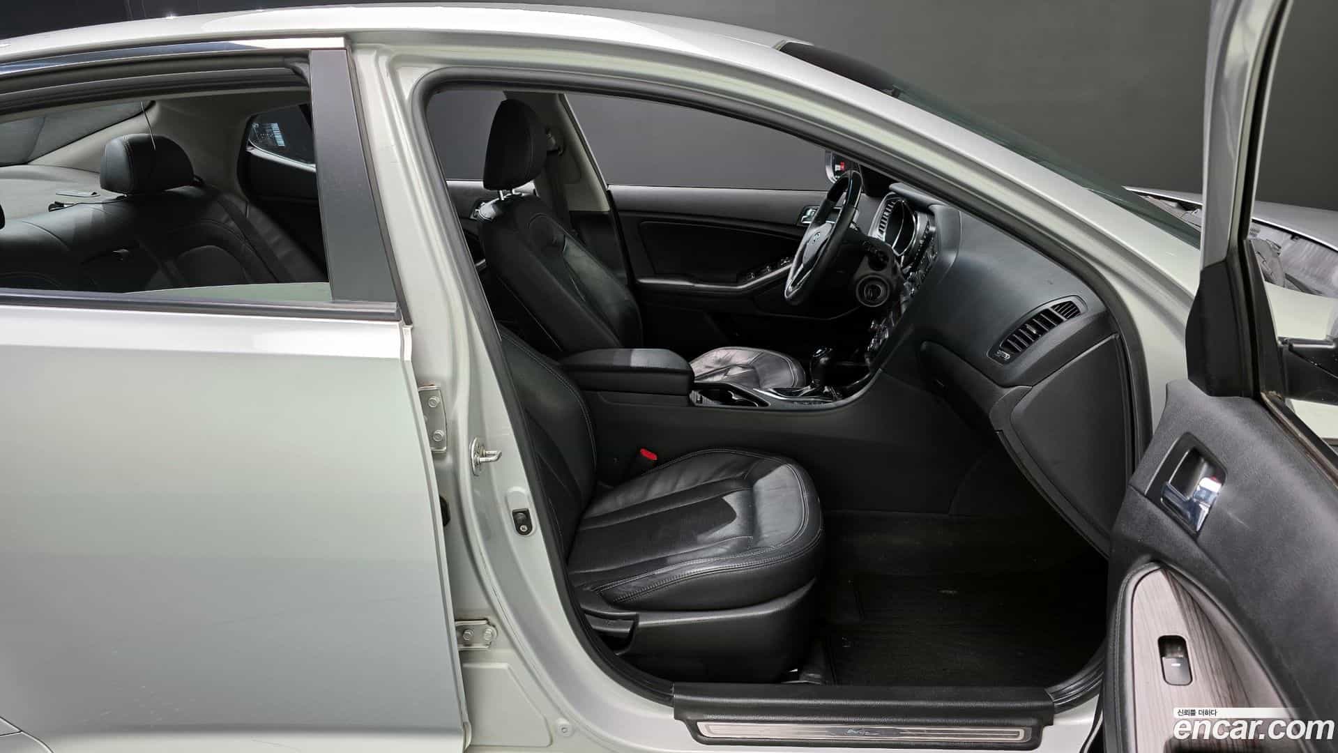 K5 Kia 2010.8-INNER-010