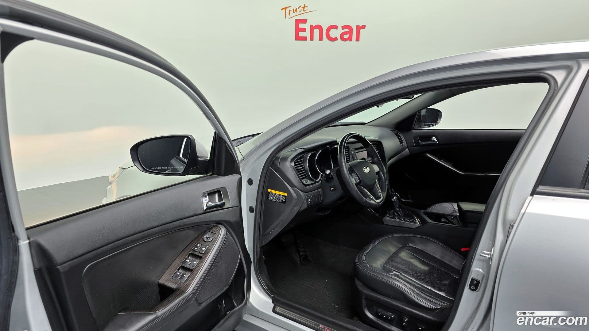 Main__Slider__Photo:K5 Kia 2010.8-10