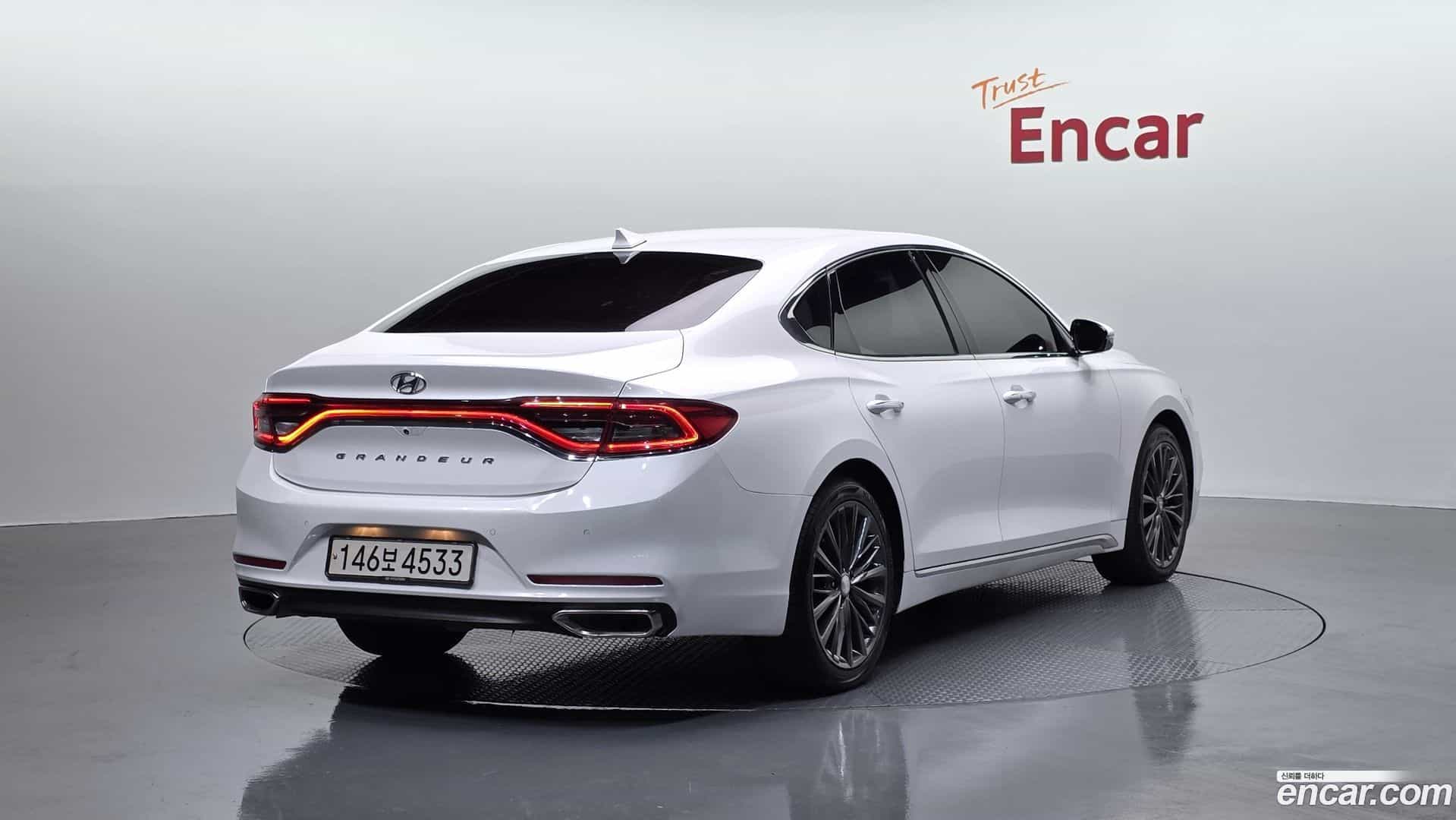 Grandeur Hyundai 2017.5-OUTER-002