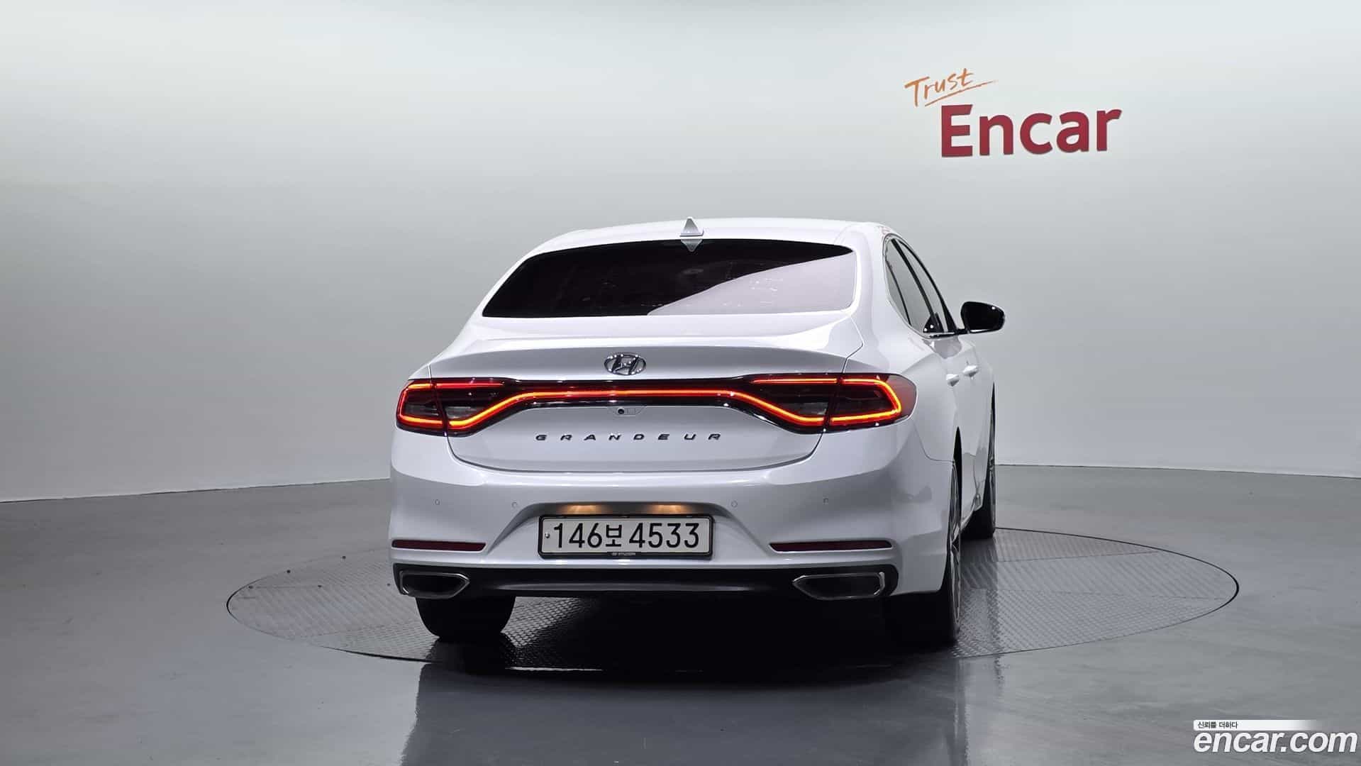 Grandeur Hyundai 2017.5-OUTER-004