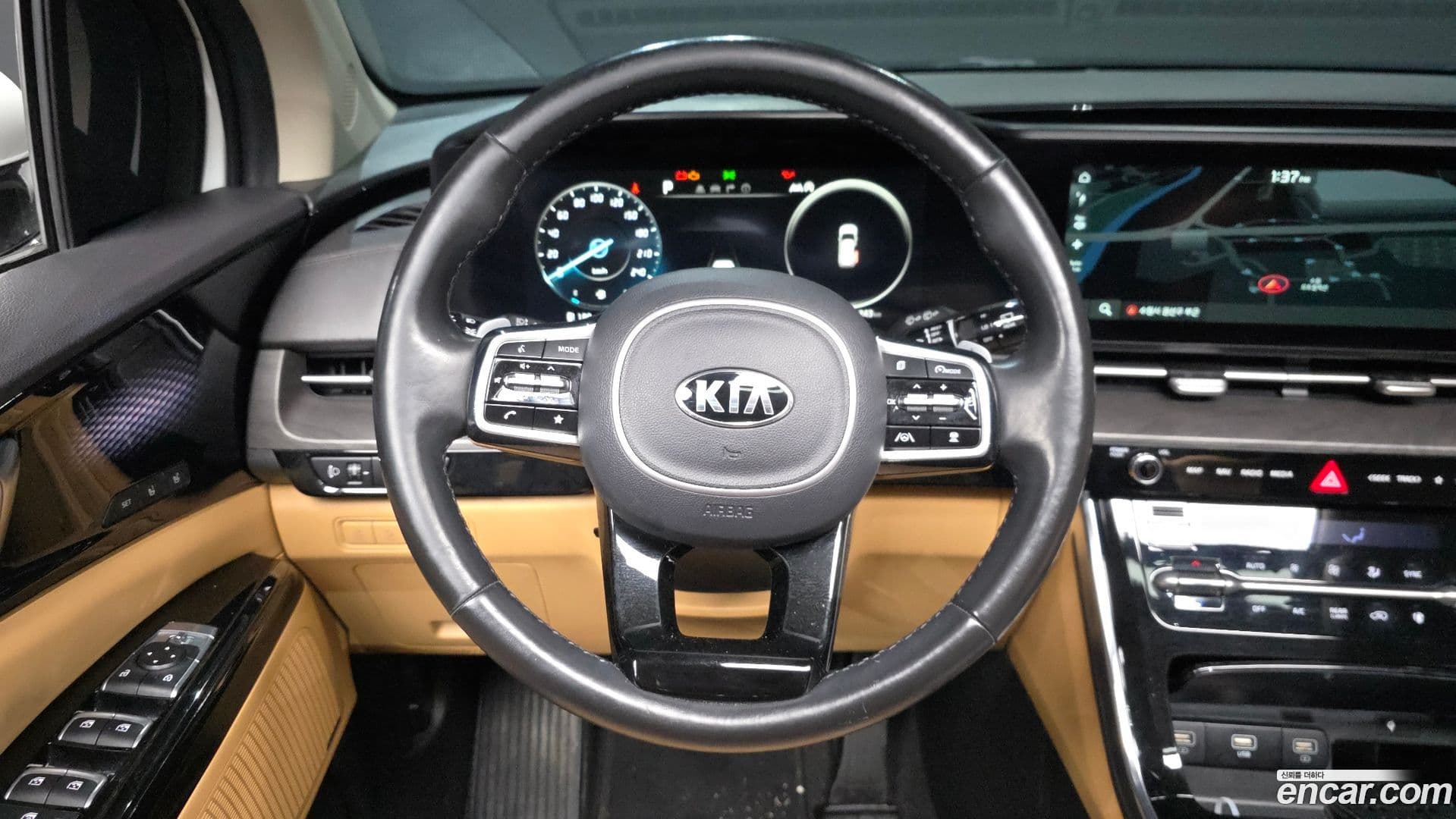 Main__Slider__Photo:Canival Kia 2021.2-12