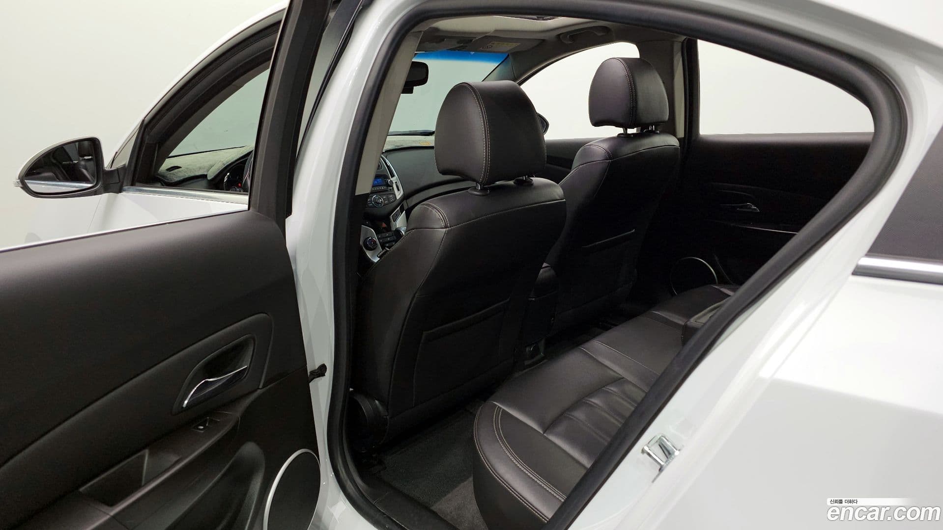 Main__Slider__Photo:Cruze ChevroletGMDaewoo 2013.9-10