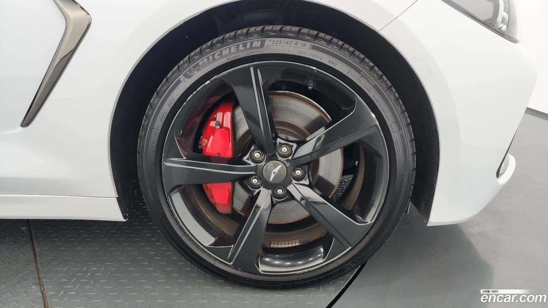 Main__Slider__Photo:G70 Genesis 2019.5-4