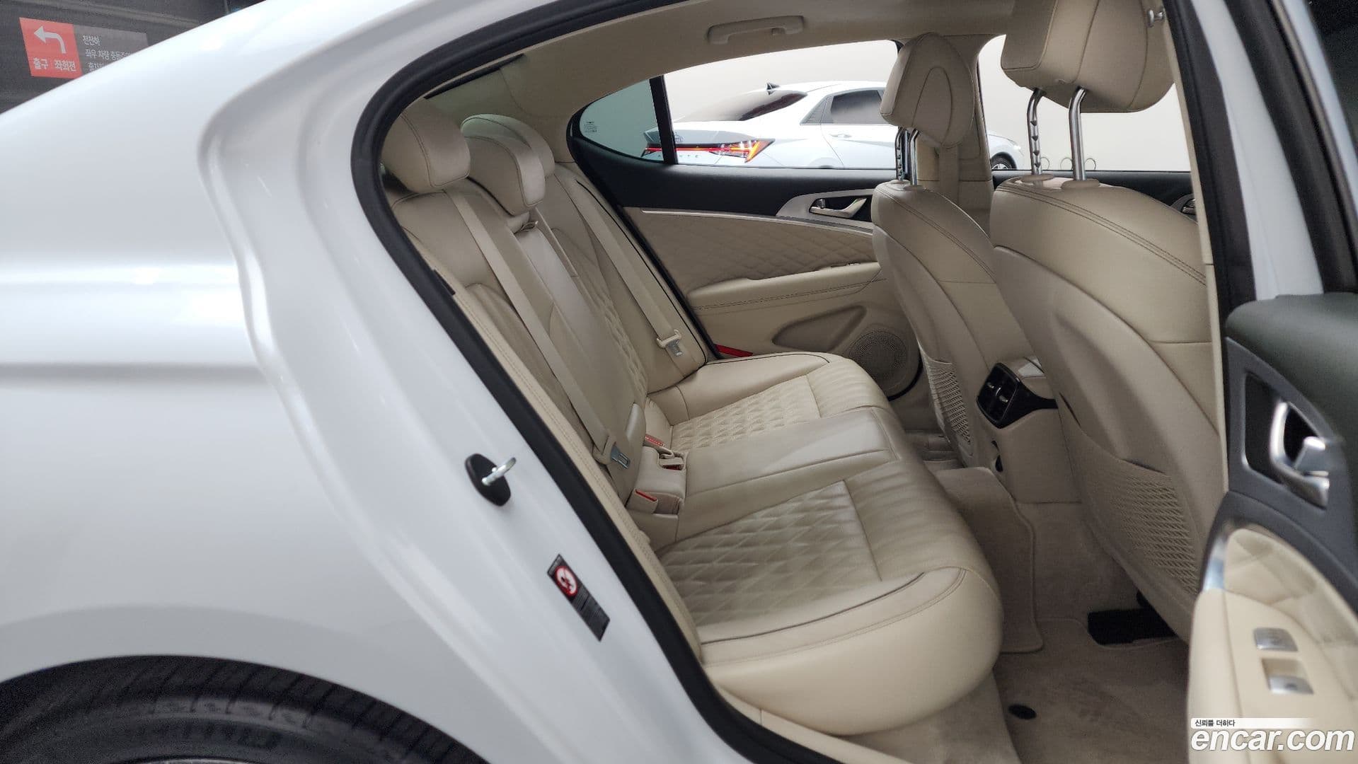 Main__Slider__Photo:G70 Genesis 2019.5-11