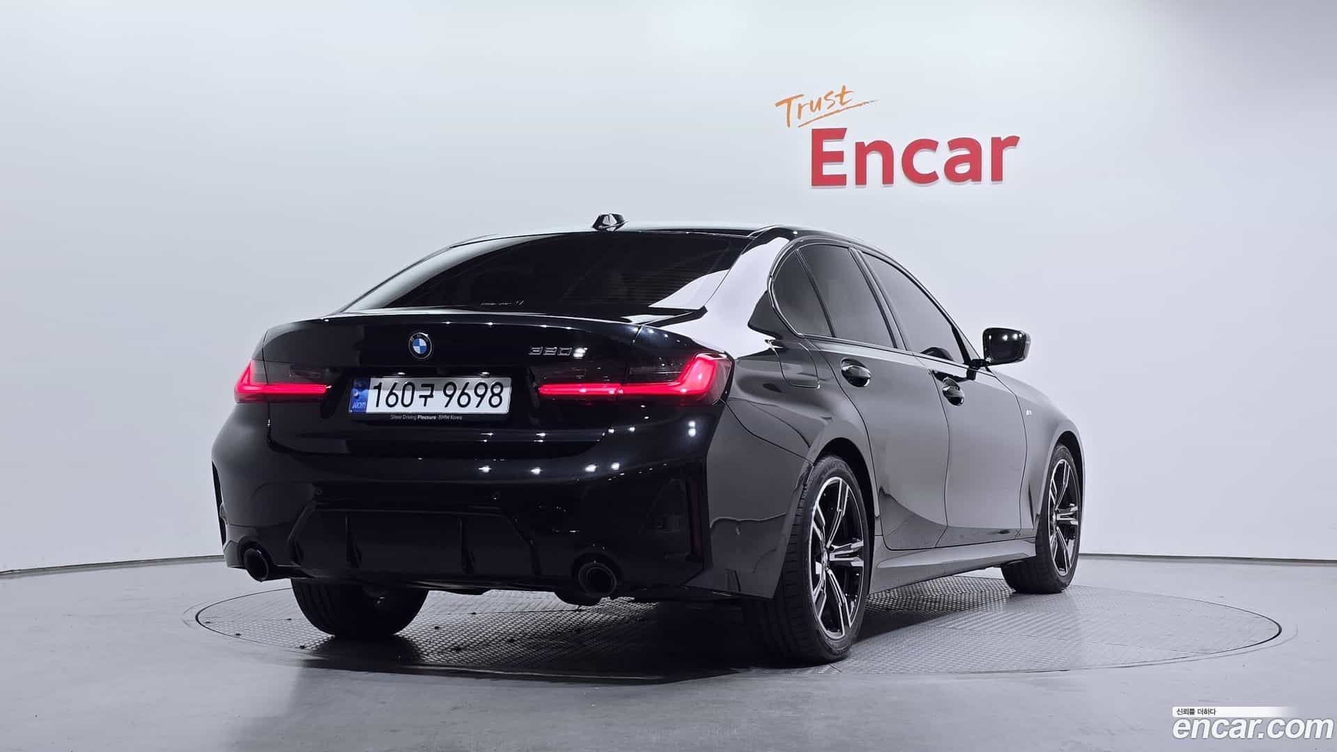 3-Series BMW 2024.10-OUTER-002