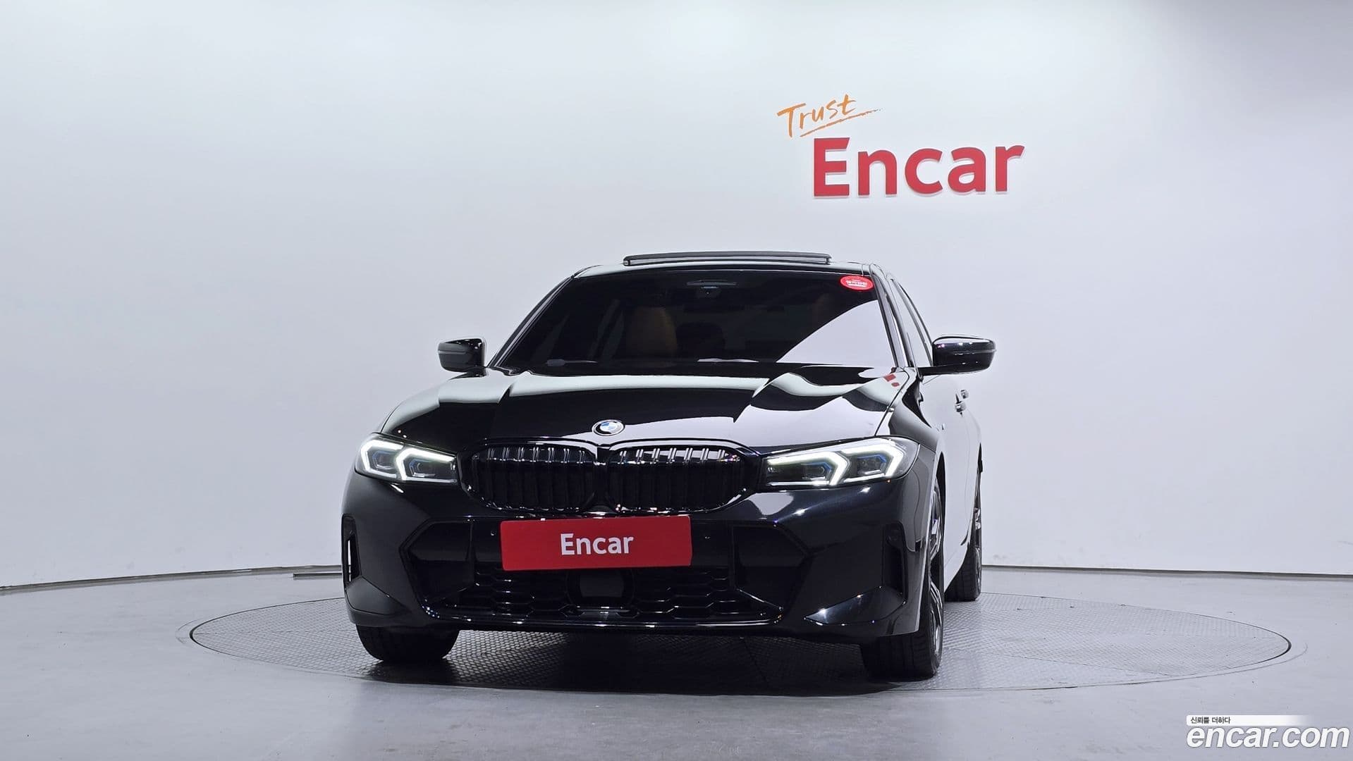 Main__Slider__Photo:3-Series BMW 2024.10-2