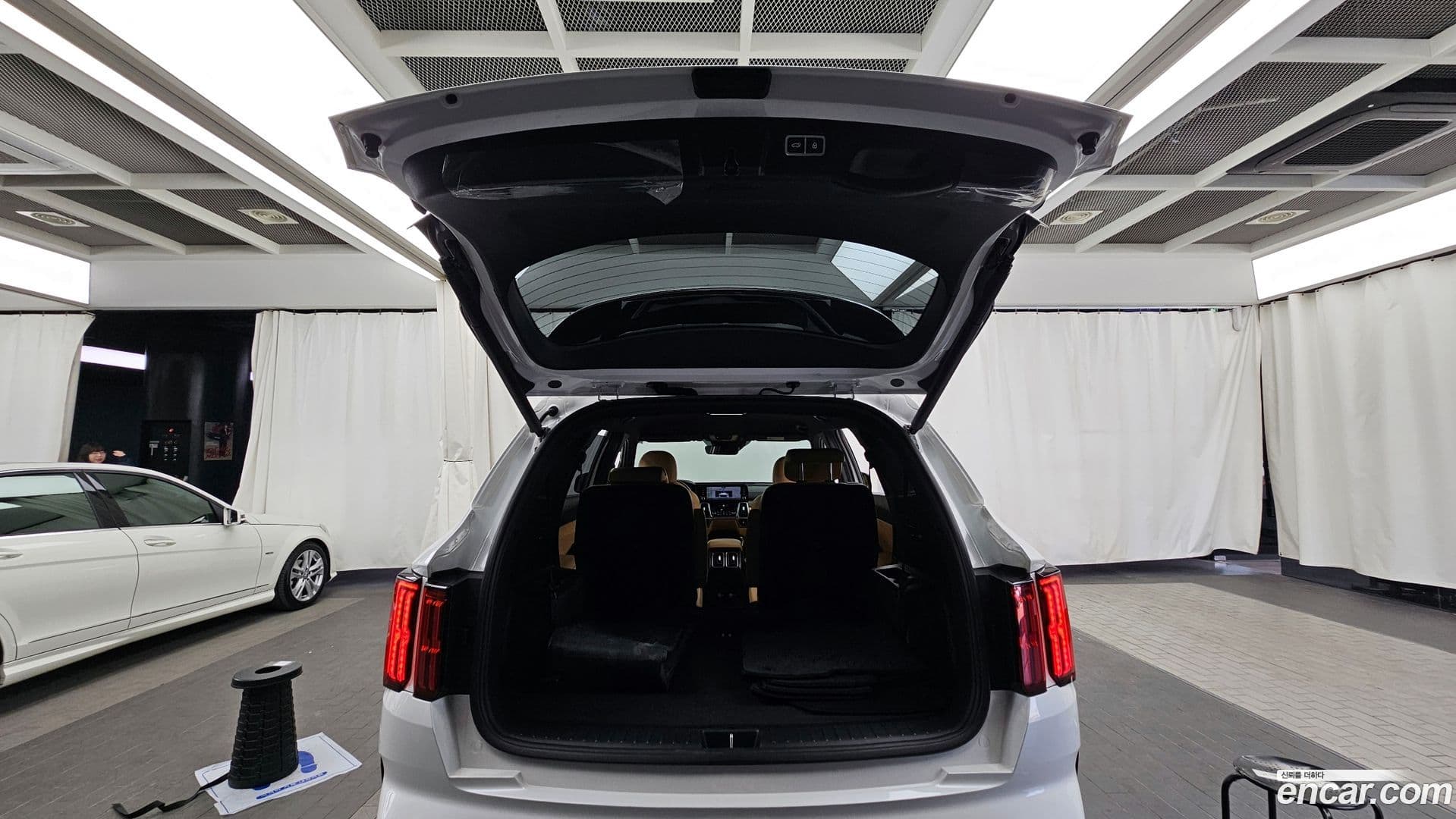 Main__Slider__Photo:Sorento Kia 2020.8-19