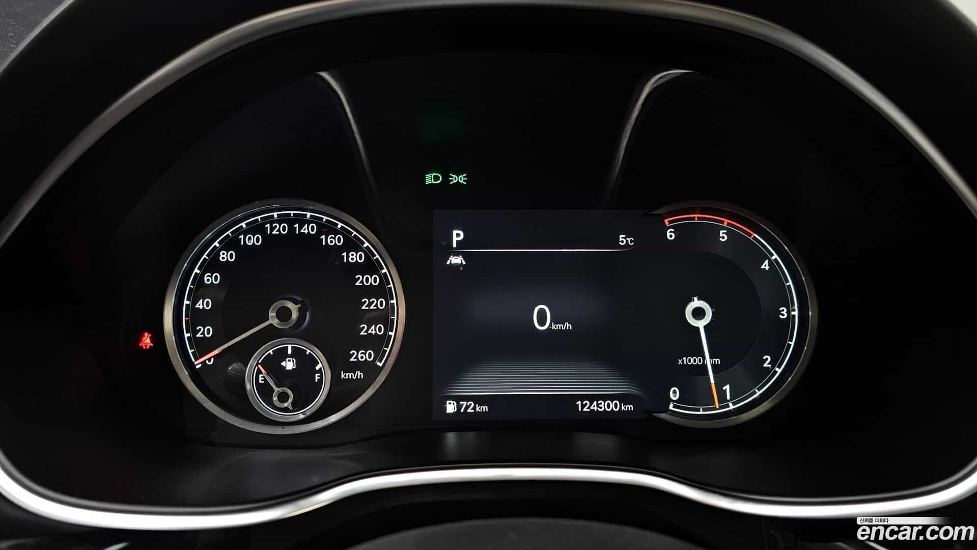 G80 Genesis 2021.1-INNER-008