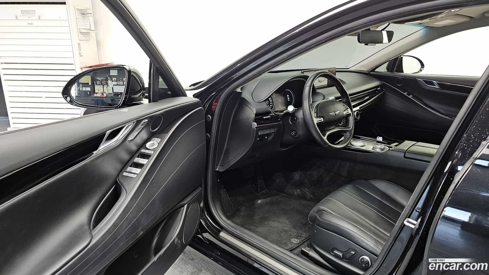 G80 Genesis 2021.1-INNER-010