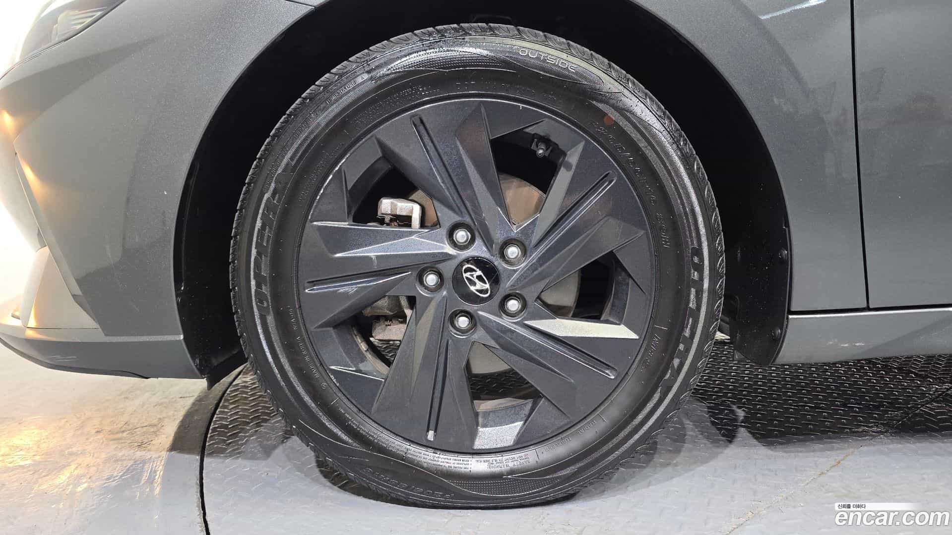 AVANTE Hyundai 2022.4-OUTER-005