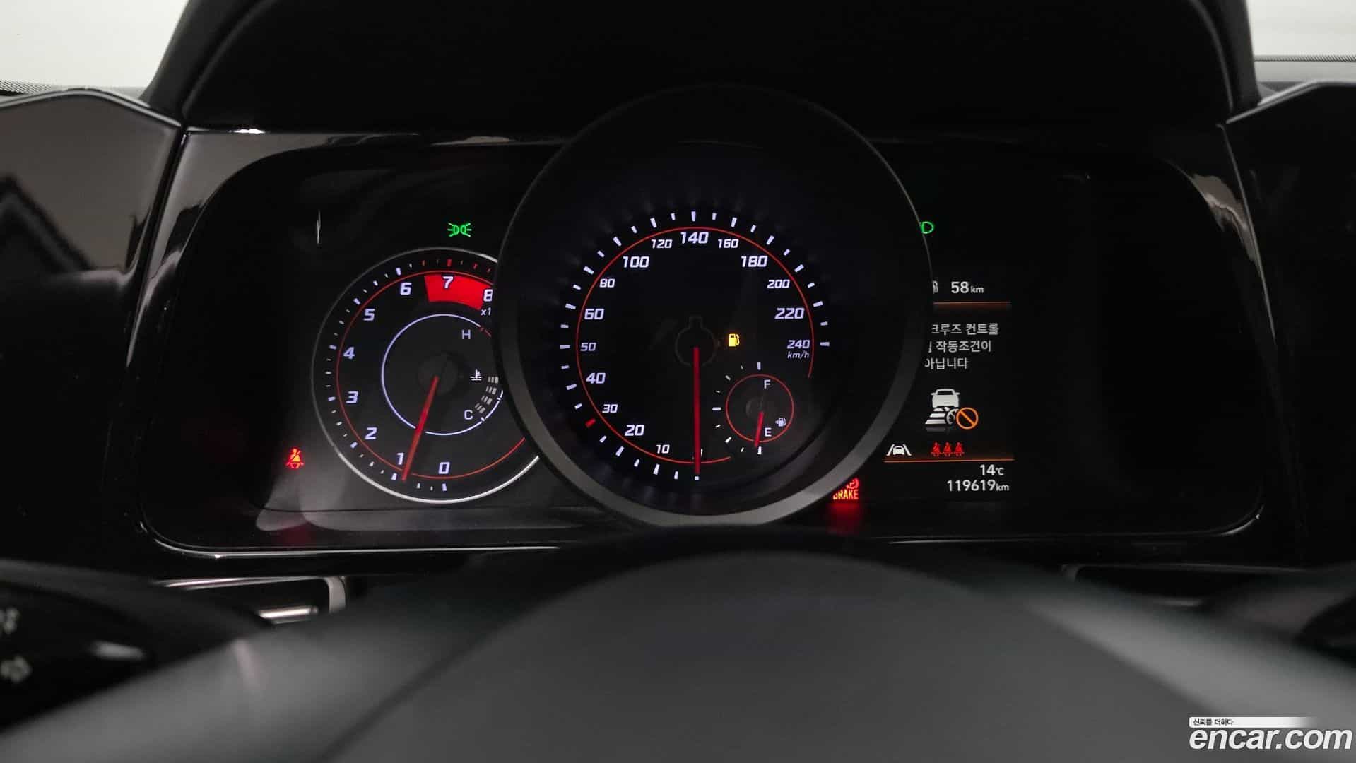 AVANTE Hyundai 2022.4-INNER-008