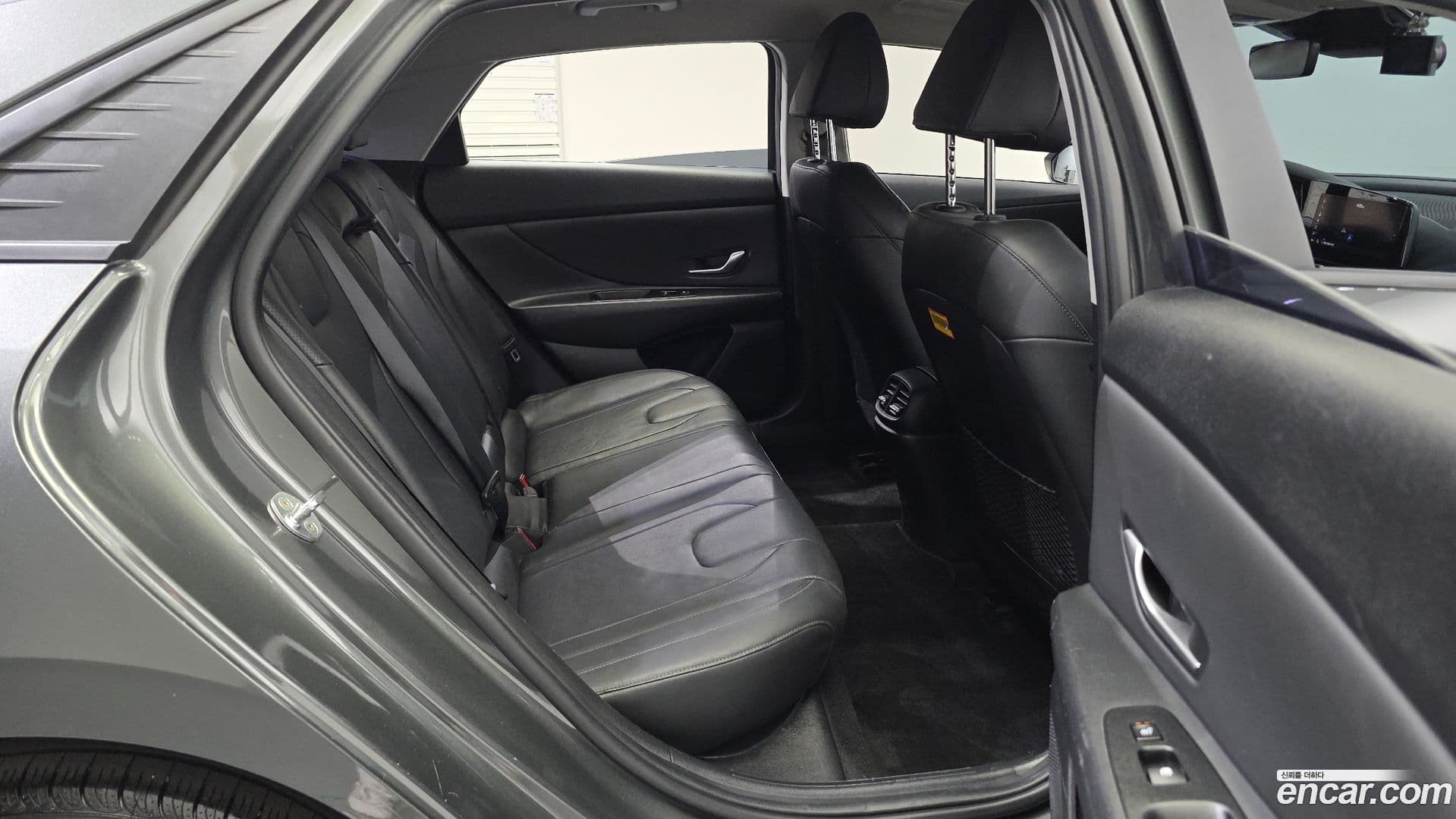 Main__Slider__Photo:AVANTE Hyundai 2022.4-11