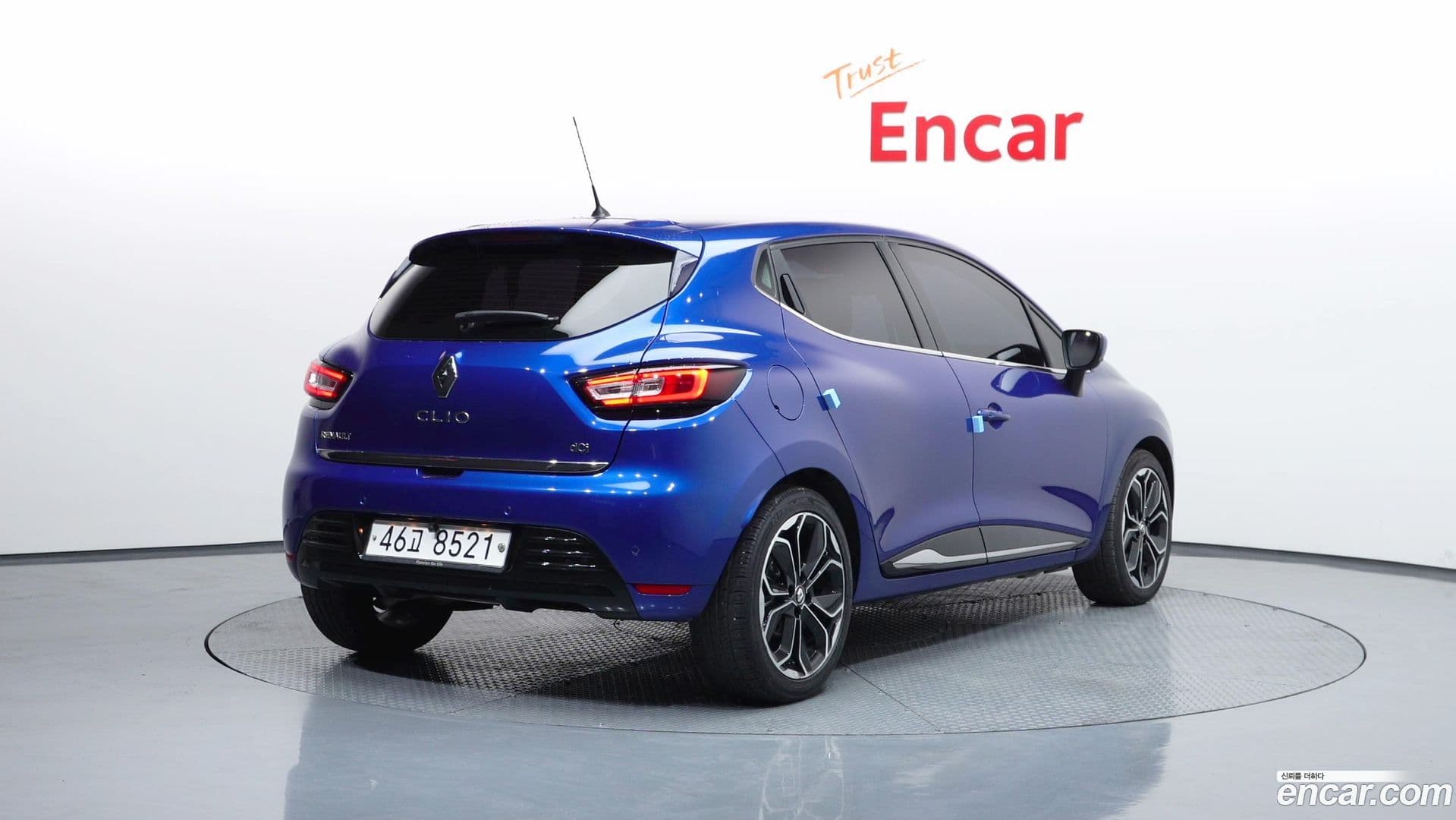 Main__Slider__Photo:Cilo Renault-KoreaSamsung 2018.8-1