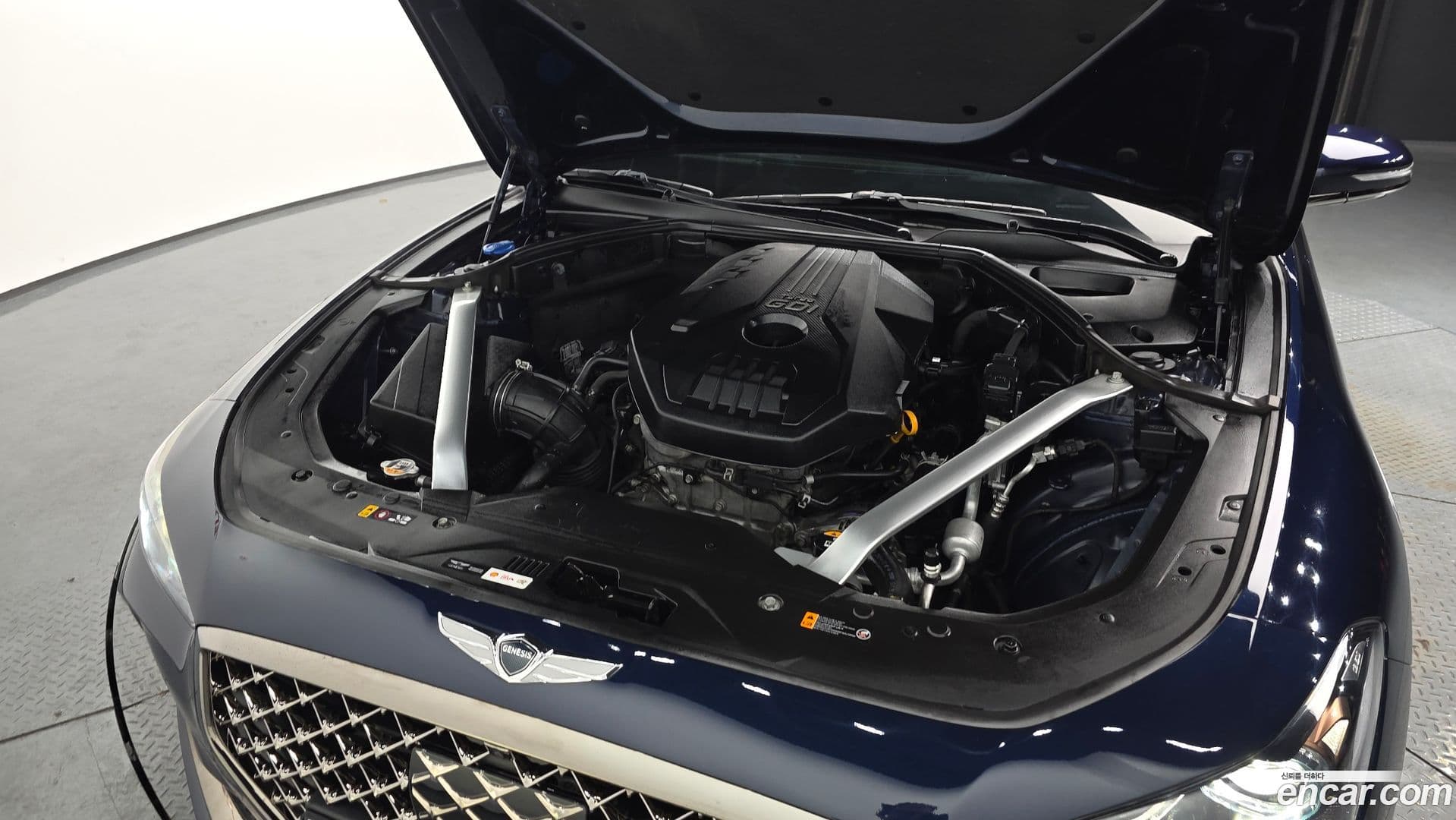 Main__Slider__Photo:G70 Genesis 2019.10-5