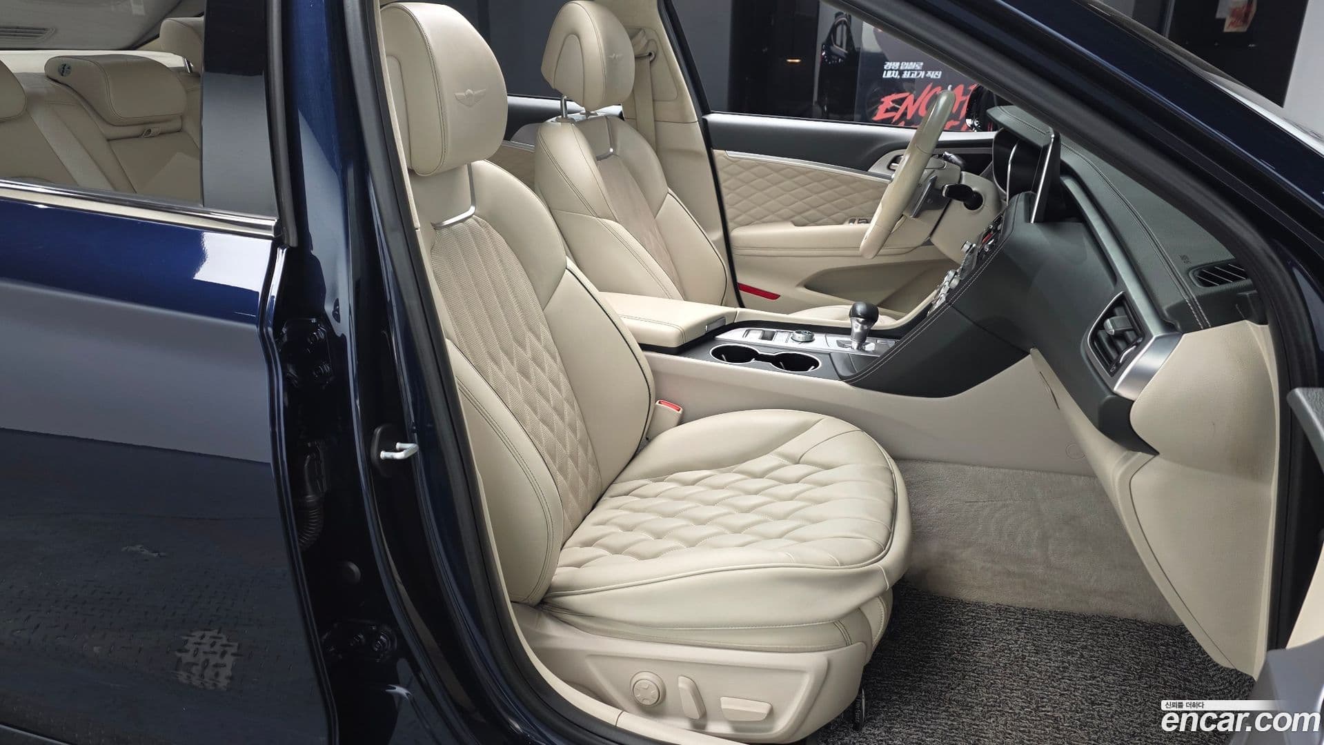 Main__Slider__Photo:G70 Genesis 2019.10-9