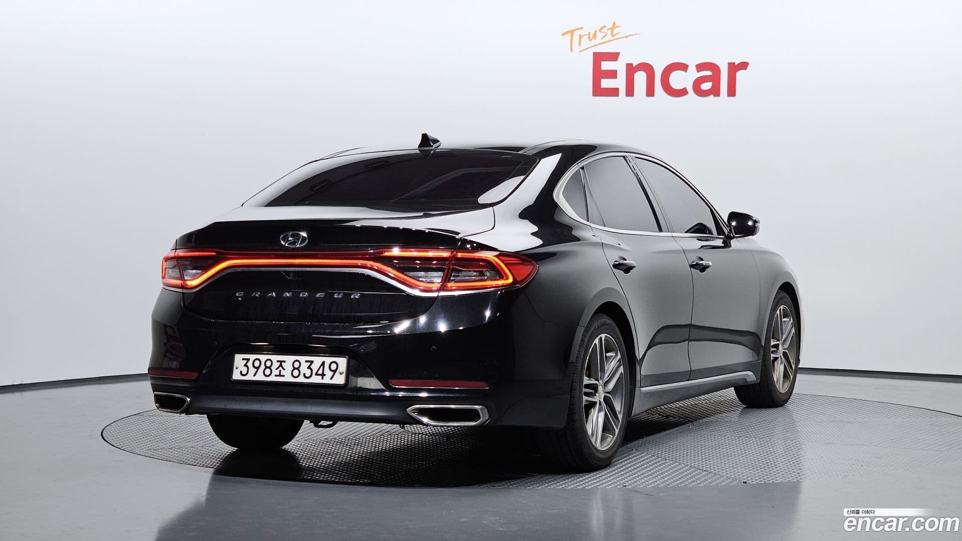 Main__Slider__Photo:Grandeur Hyundai 2019.3-1