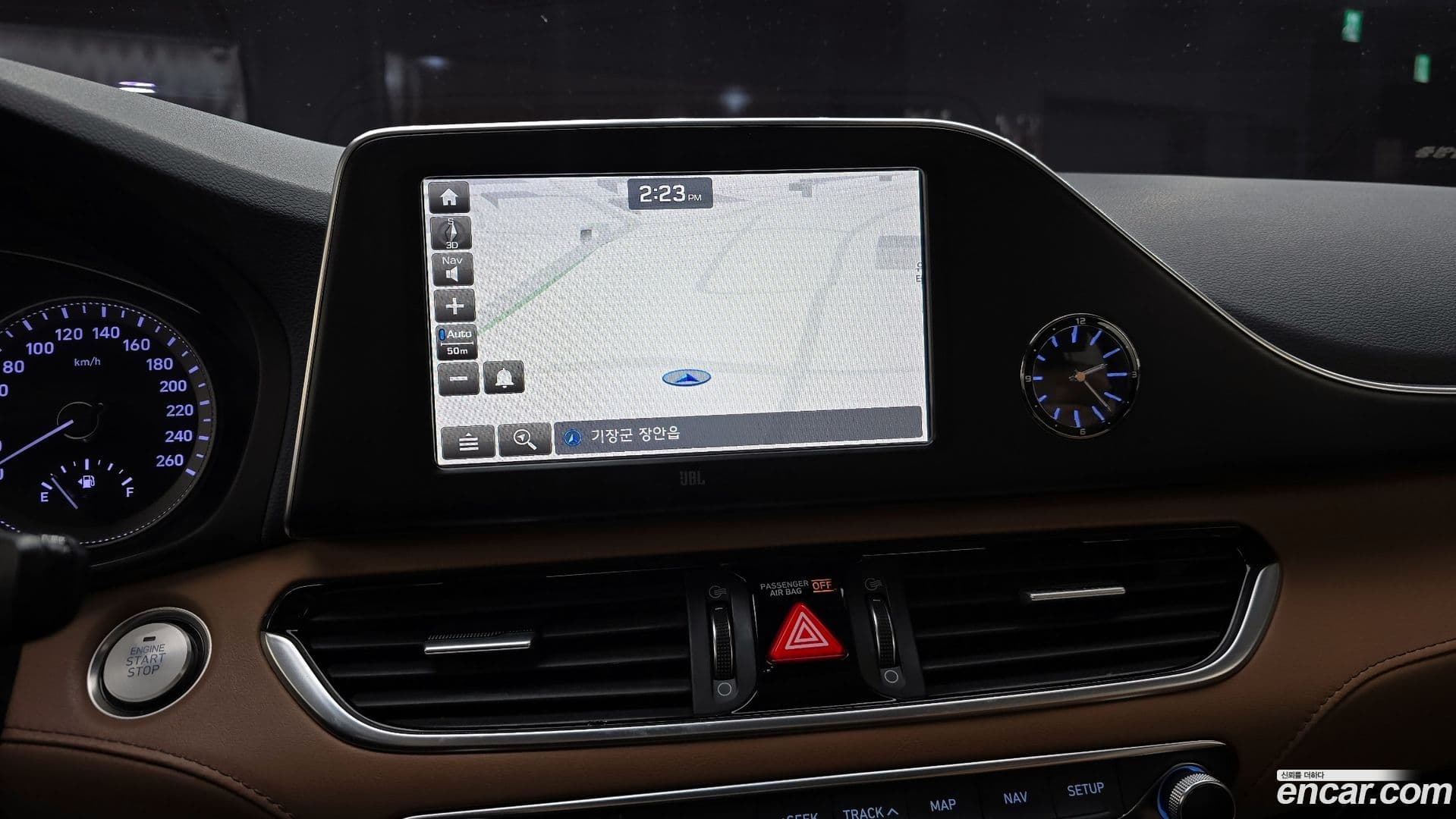 Main__Slider__Photo:Grandeur Hyundai 2019.3-15