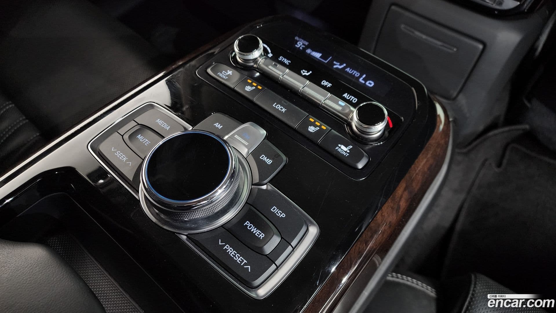 Main__Slider__Photo:EQ900 Genesis 2017.2-18