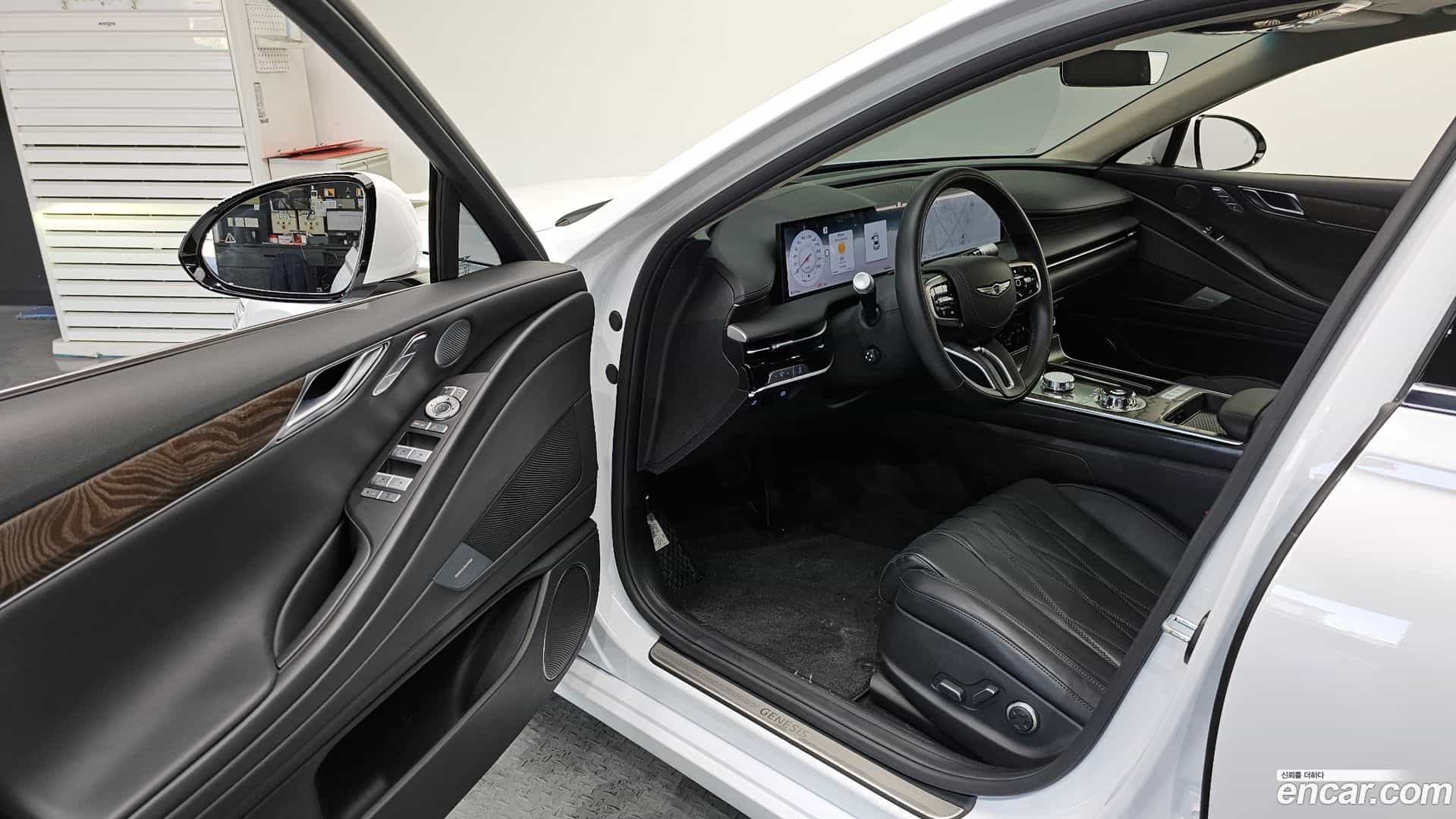 G80 Genesis 2024.6-INNER-010