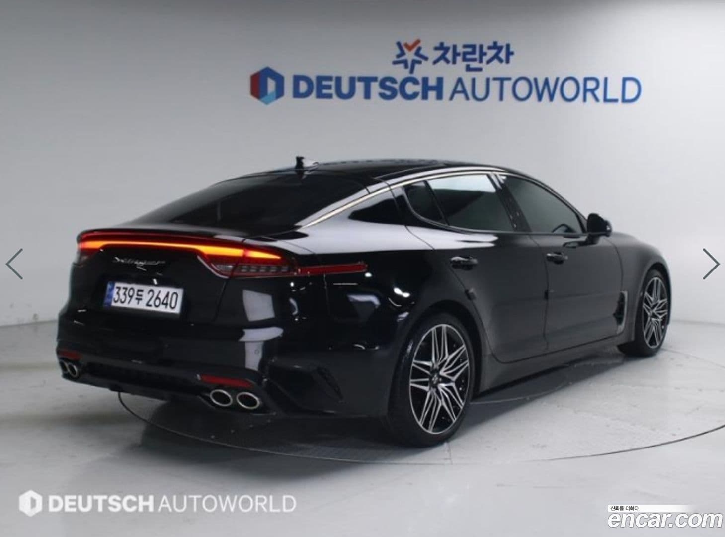 Main__Slider__Photo:Stinger Kia 2021.2-1