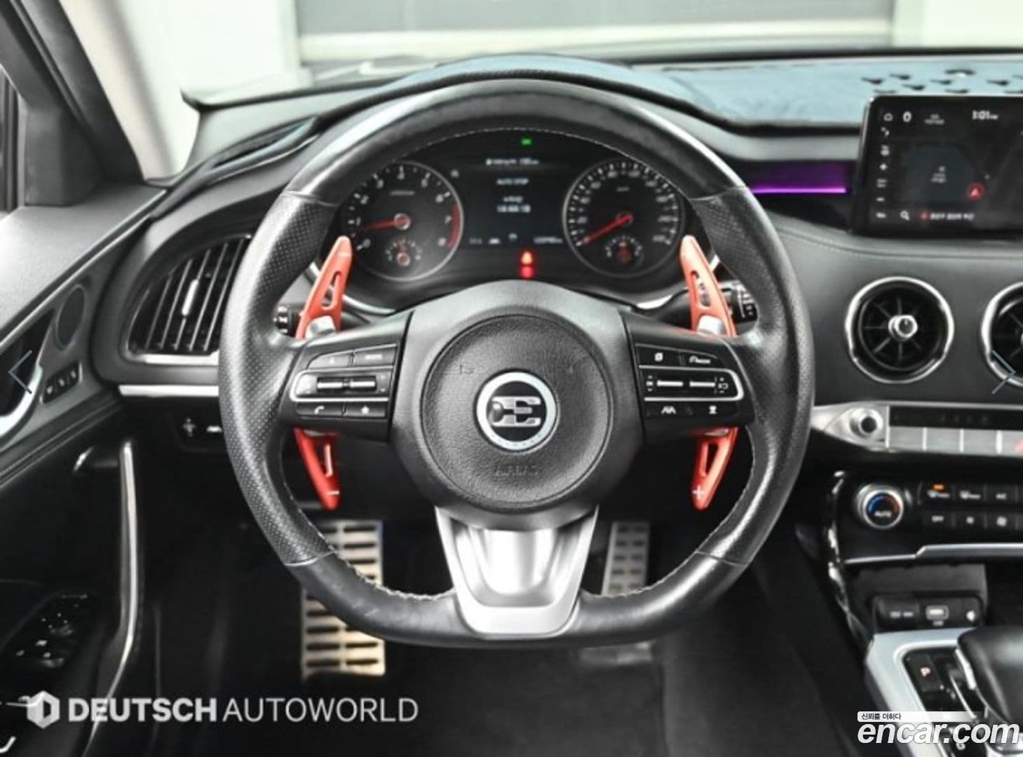 Main__Slider__Photo:Stinger Kia 2021.2-12