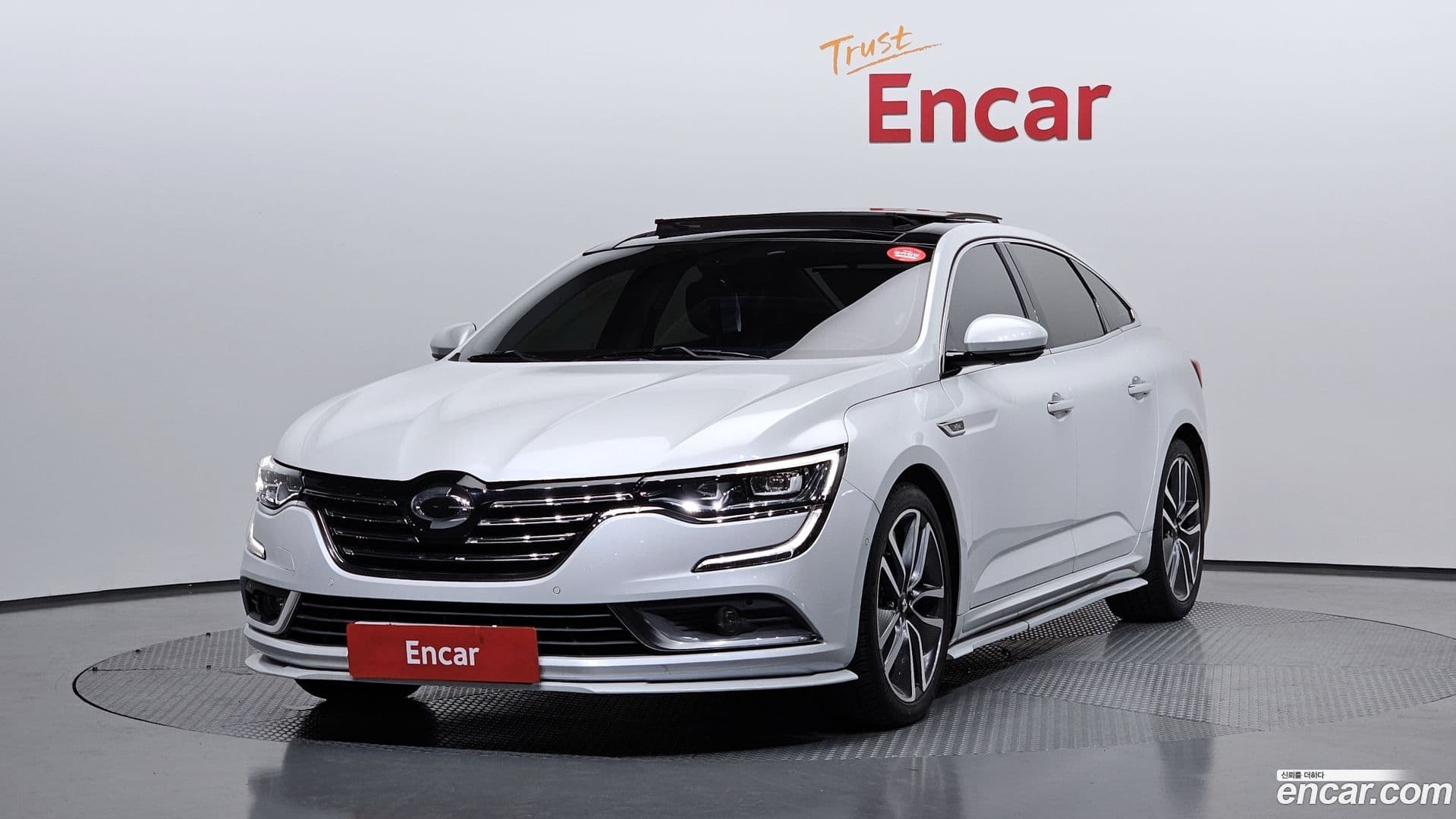 Main__Slider__Photo:SM6 Renault-KoreaSamsung 2016.5-0