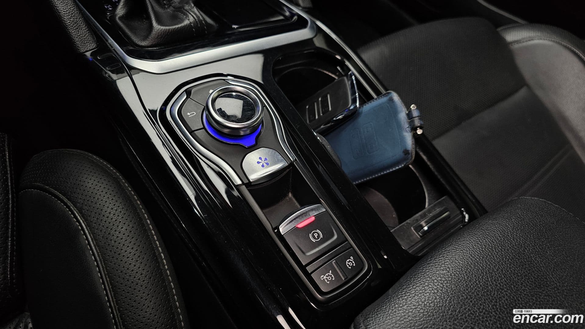 Main__Slider__Photo:SM6 Renault-KoreaSamsung 2016.5-15